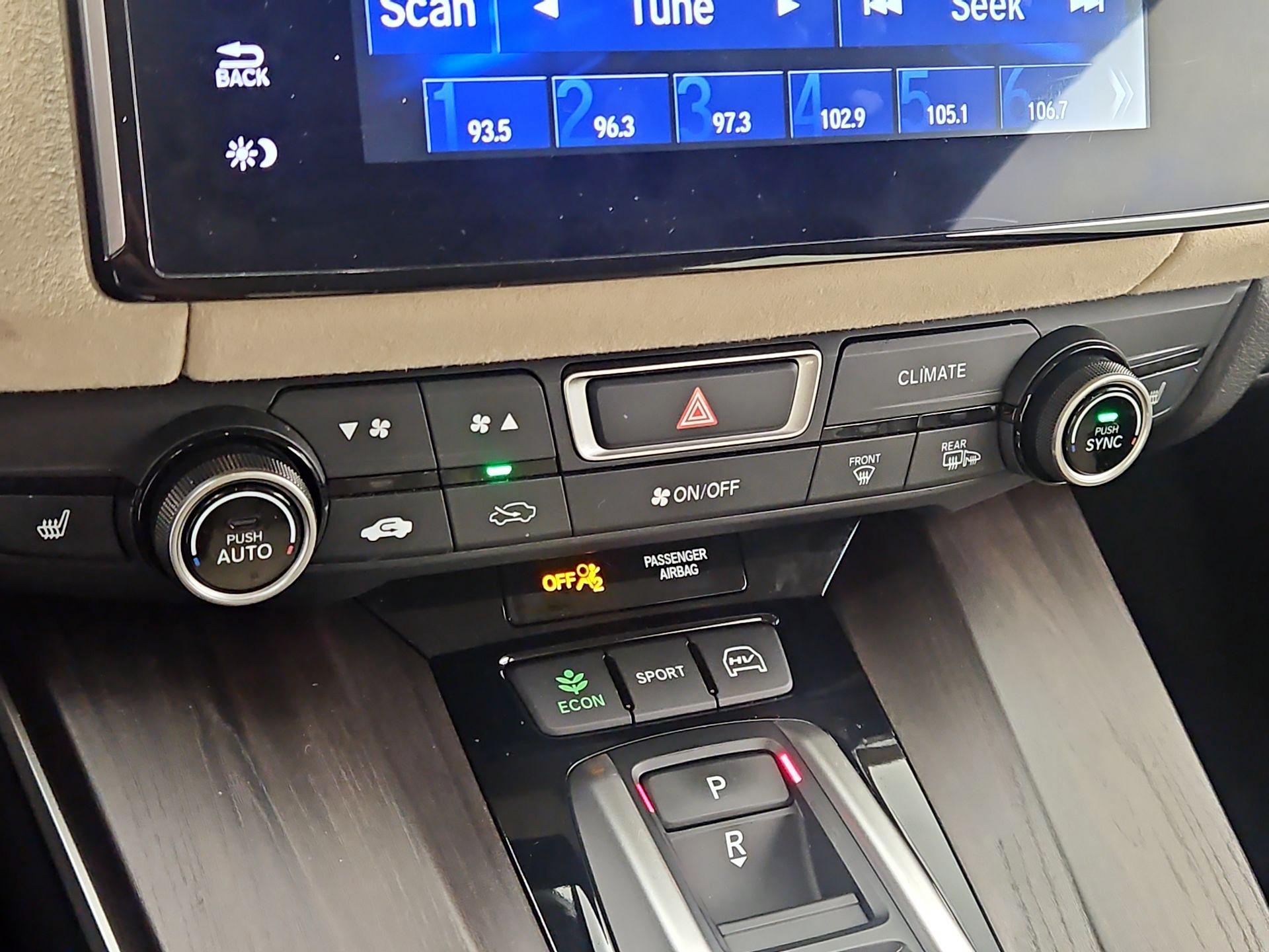Thumbnail: 2018 Honda Clarity - 17