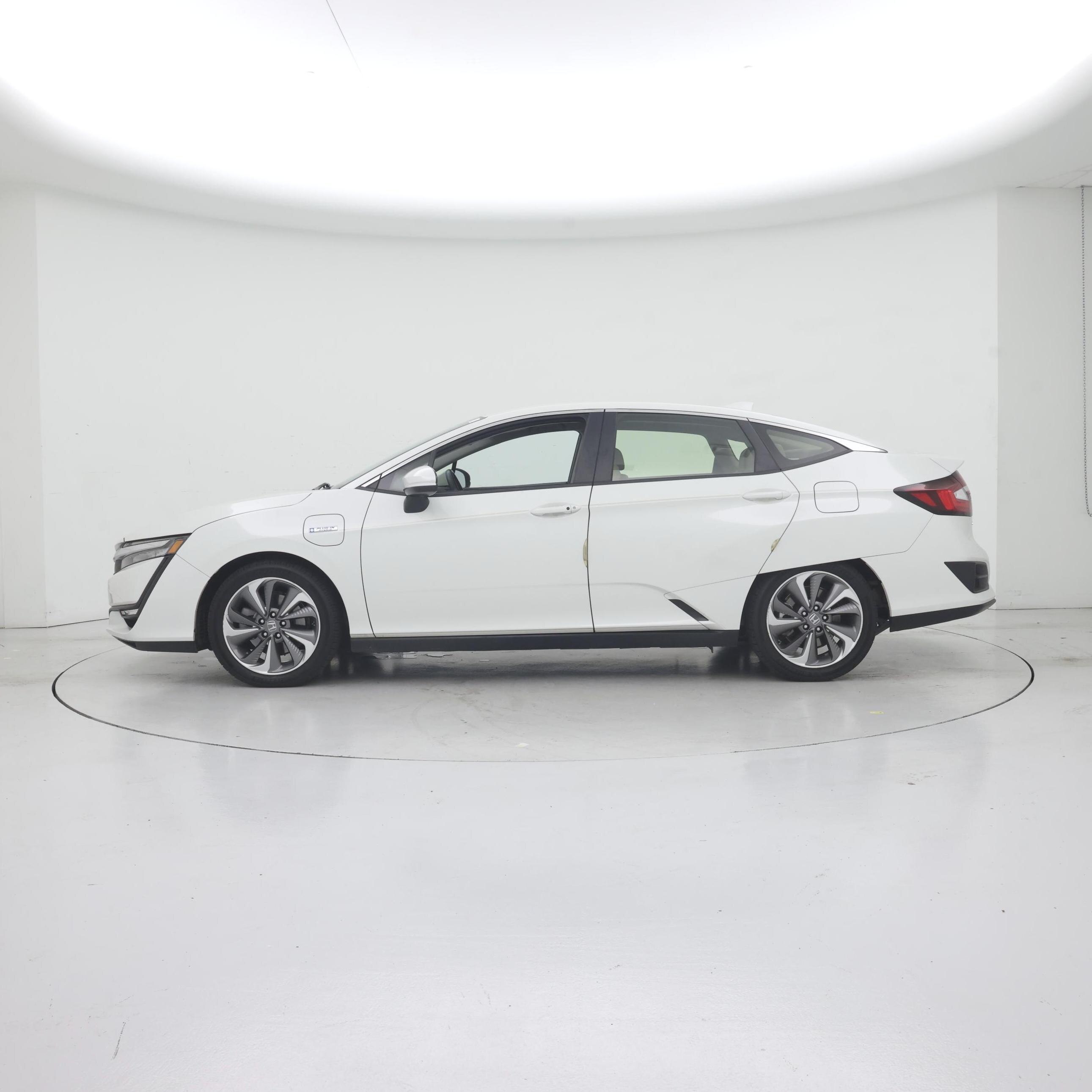 Thumbnail: 2018 Honda Clarity - 3