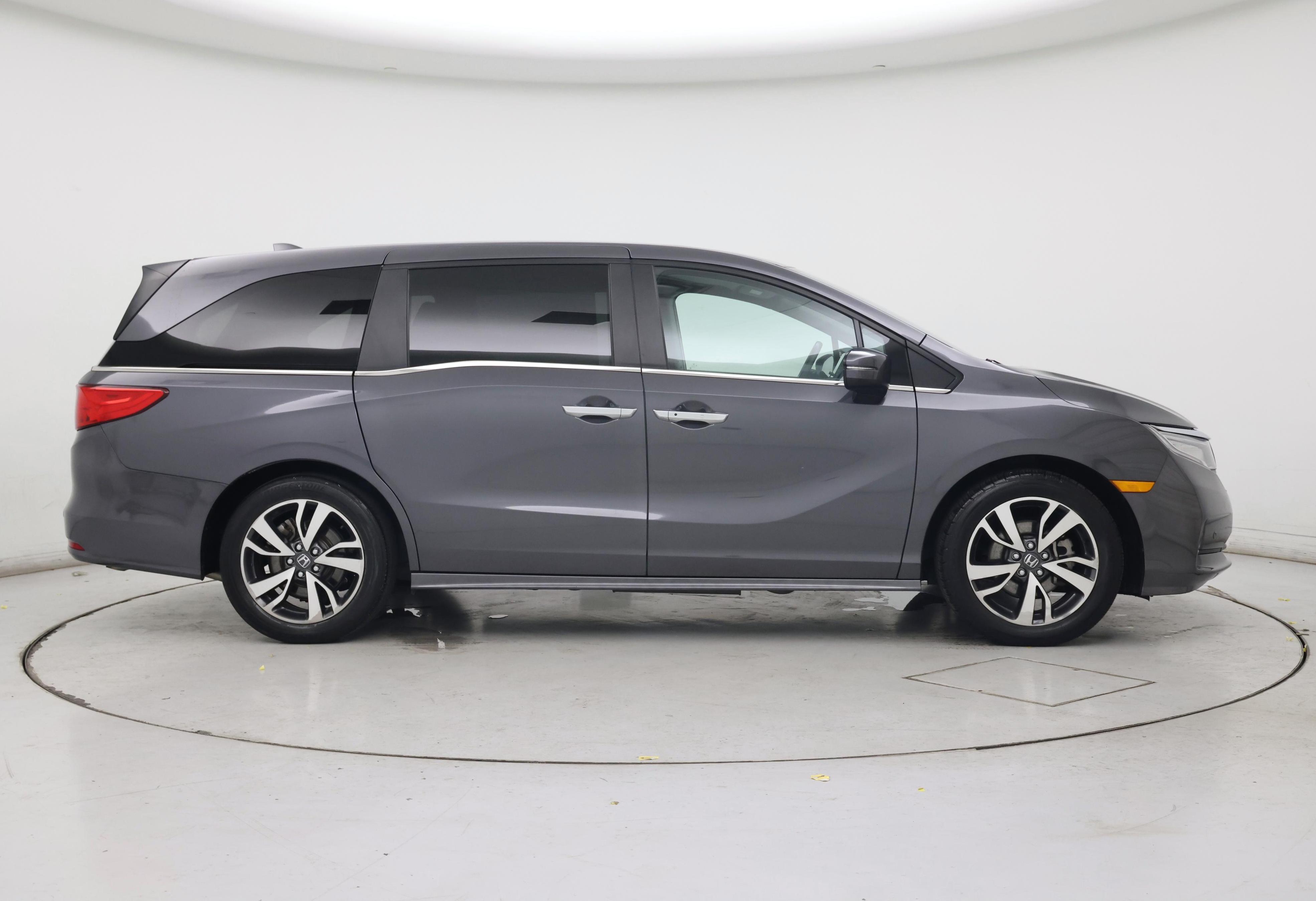 Thumbnail: 2023 Honda Odyssey - 7