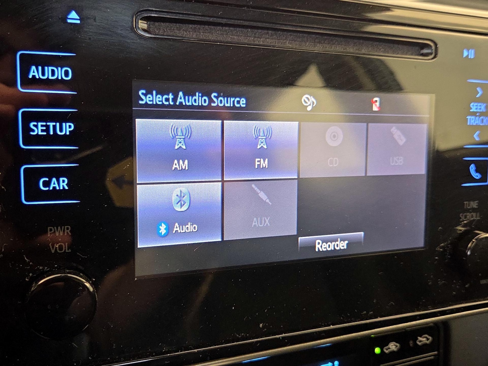 2017 Toyota Corolla SE - Photo 16