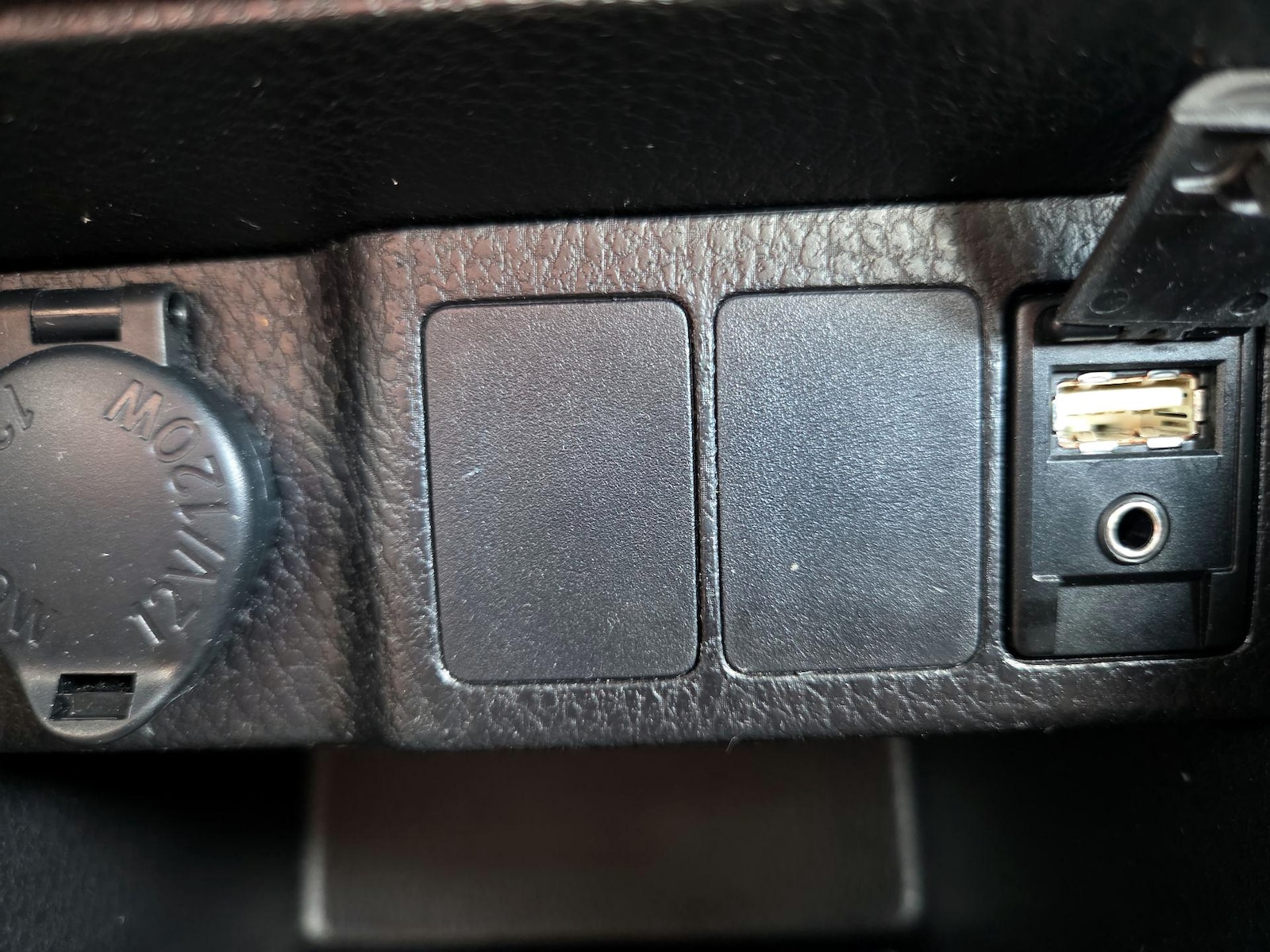 2017 Toyota Corolla SE - Photo 19