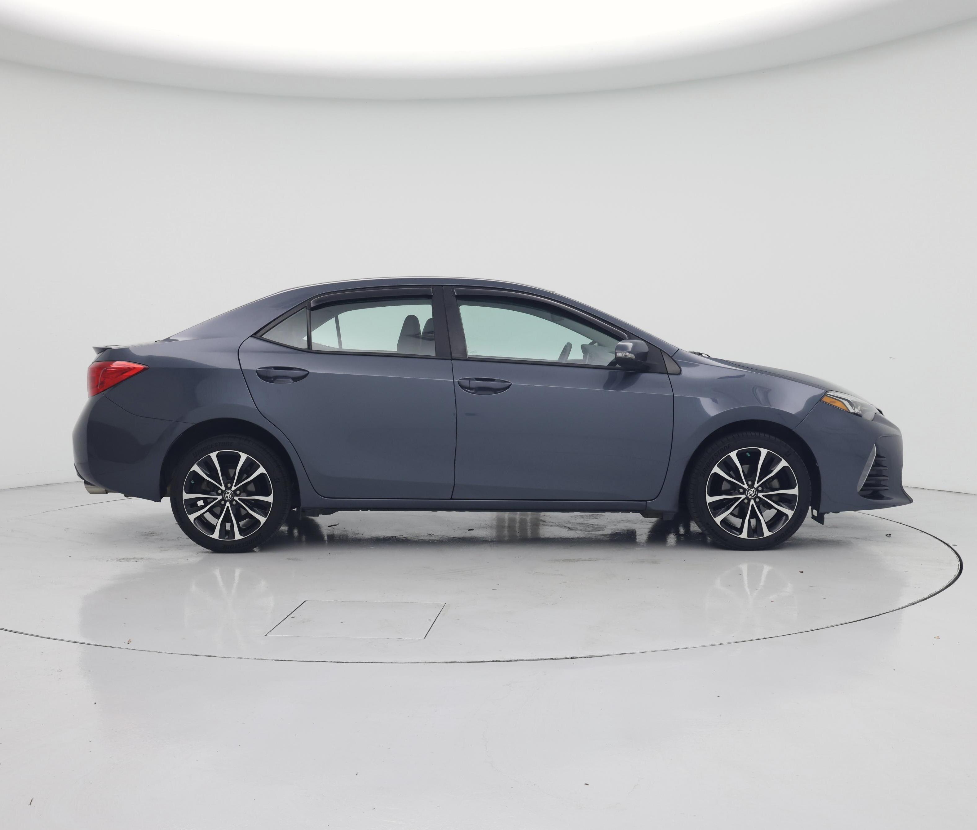 Thumbnail: 2017 Toyota Corolla - 7
