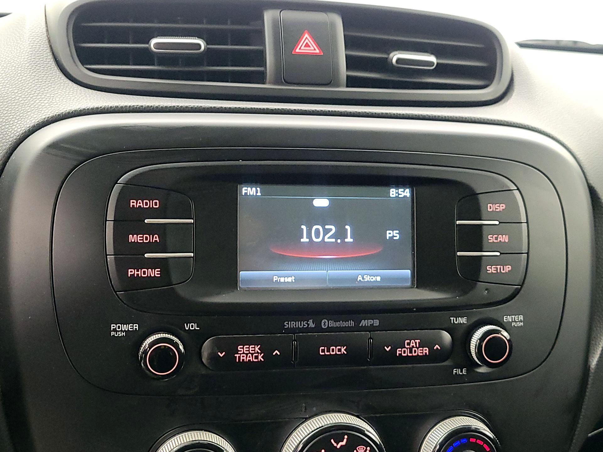 Thumbnail: 2016 Kia Soul - 15
