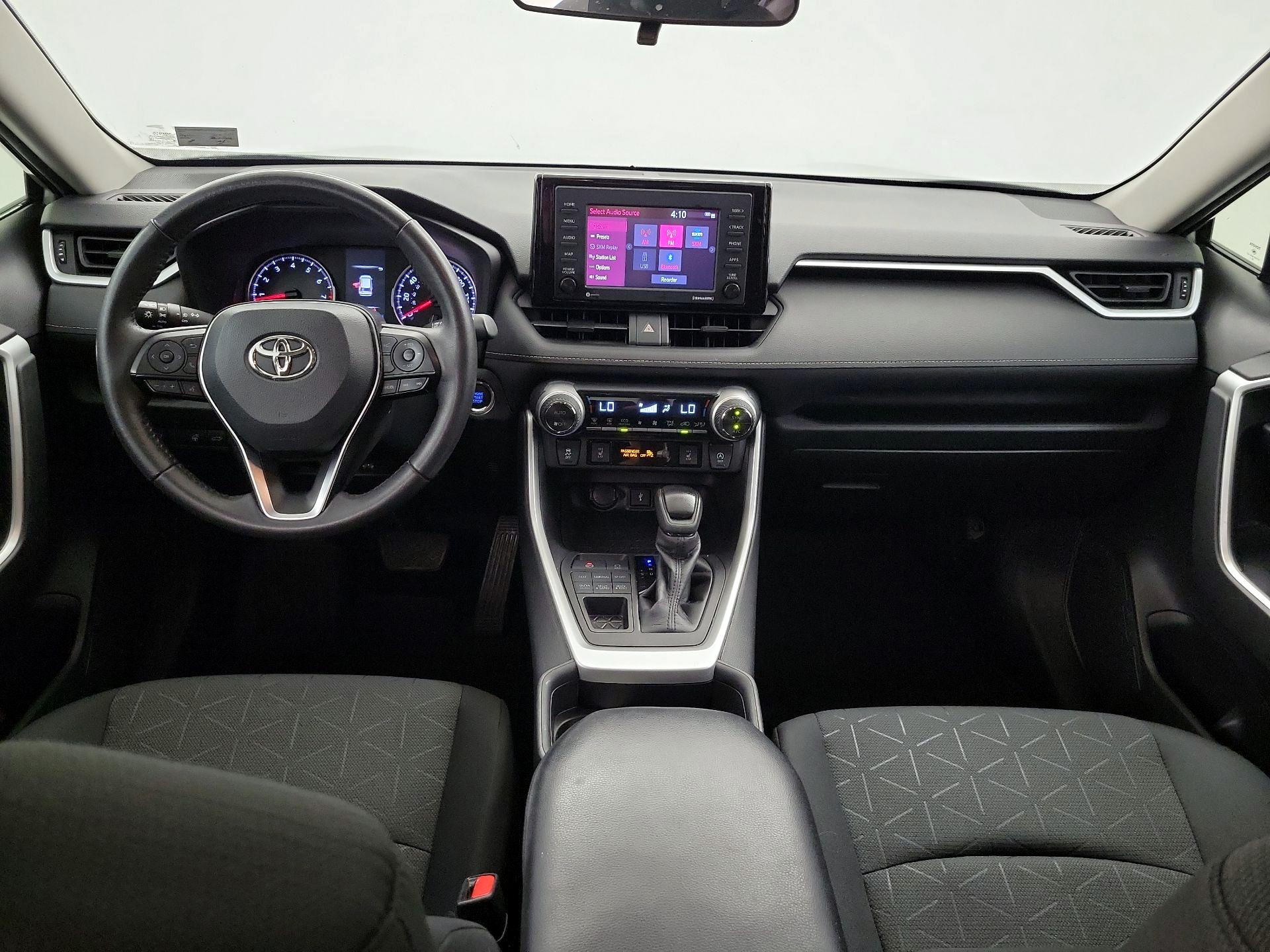 Thumbnail: 2021 Toyota RAV4 - 9