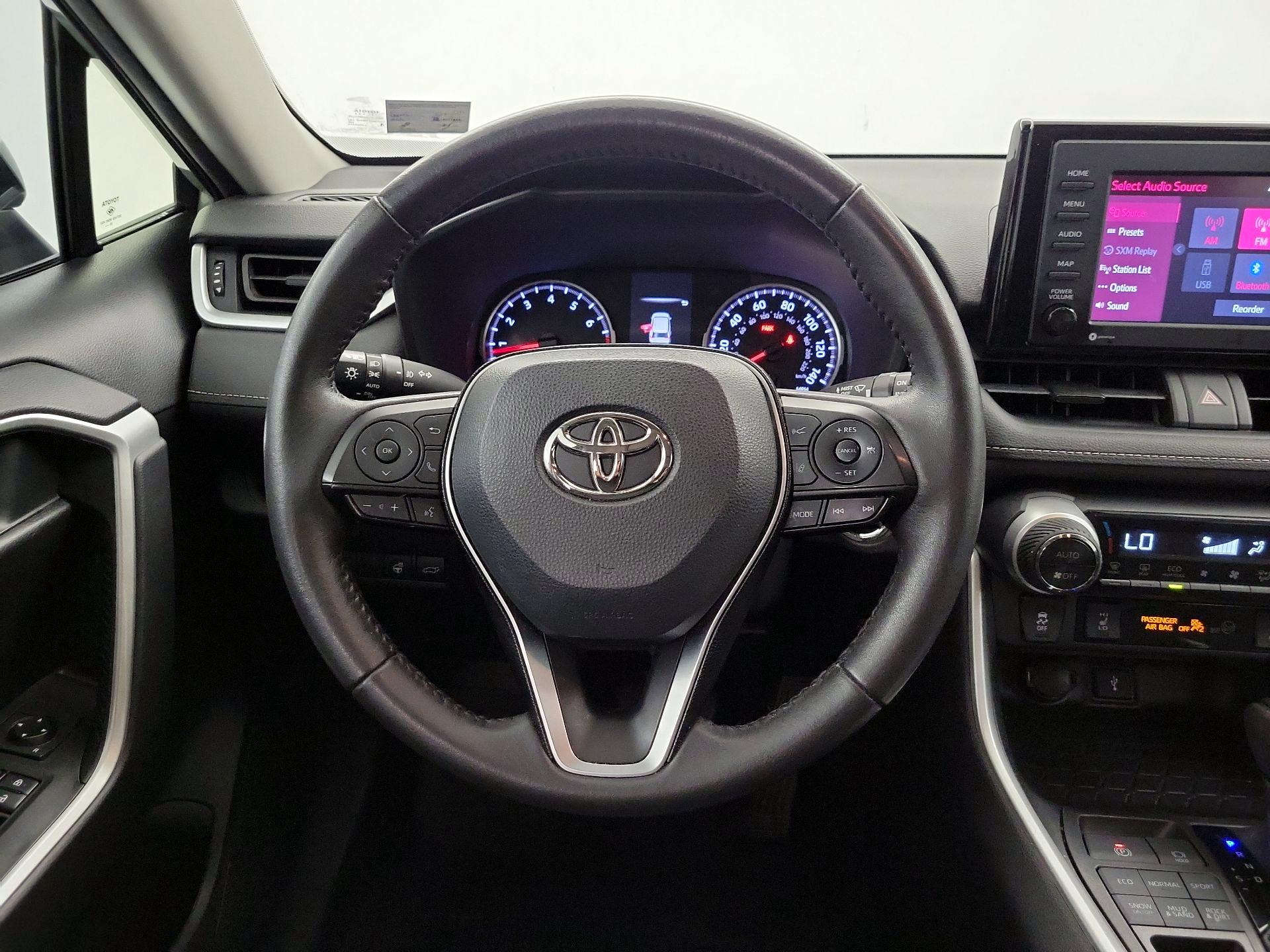 Thumbnail: 2021 Toyota RAV4 - 10