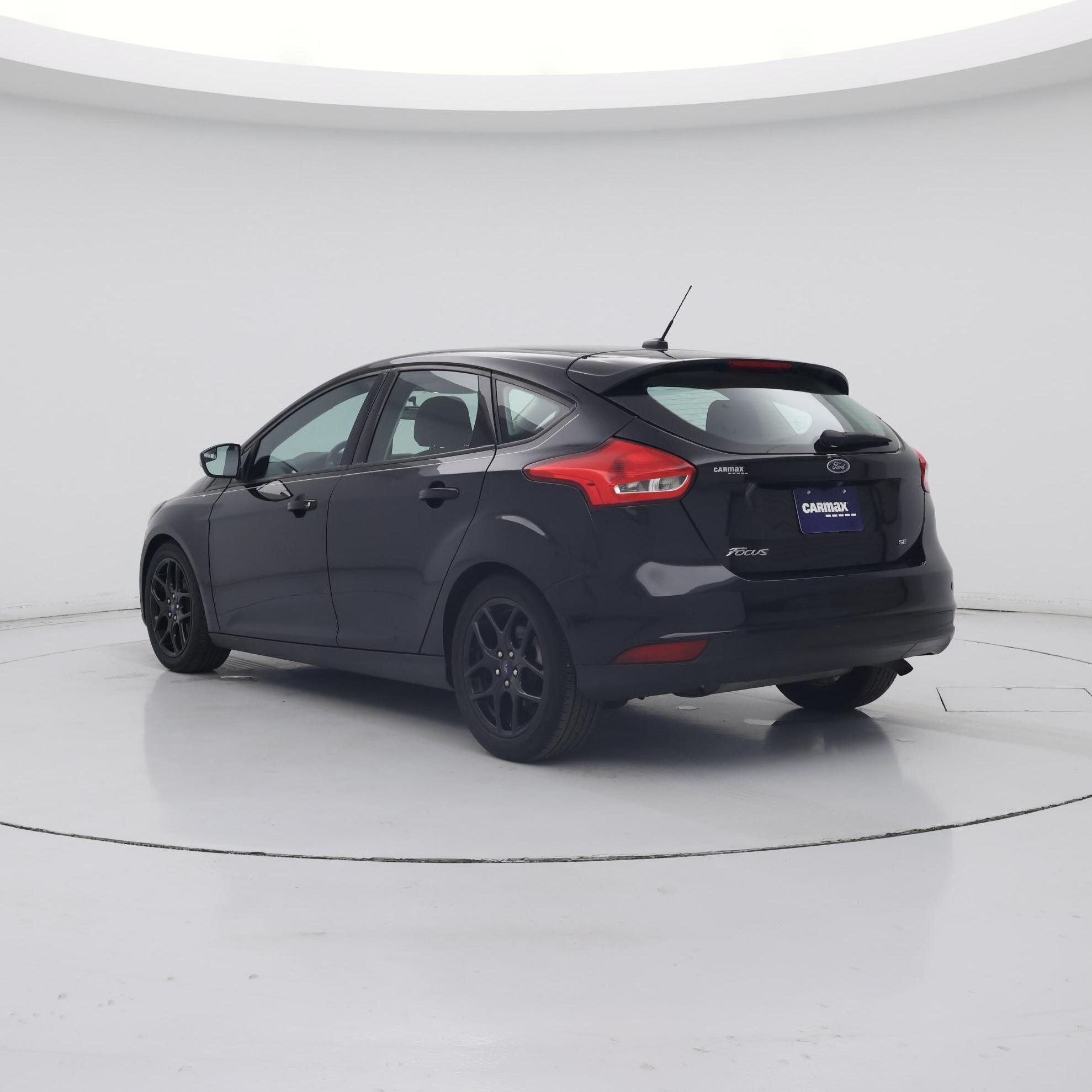 Thumbnail: 2016 Ford Focus - 2