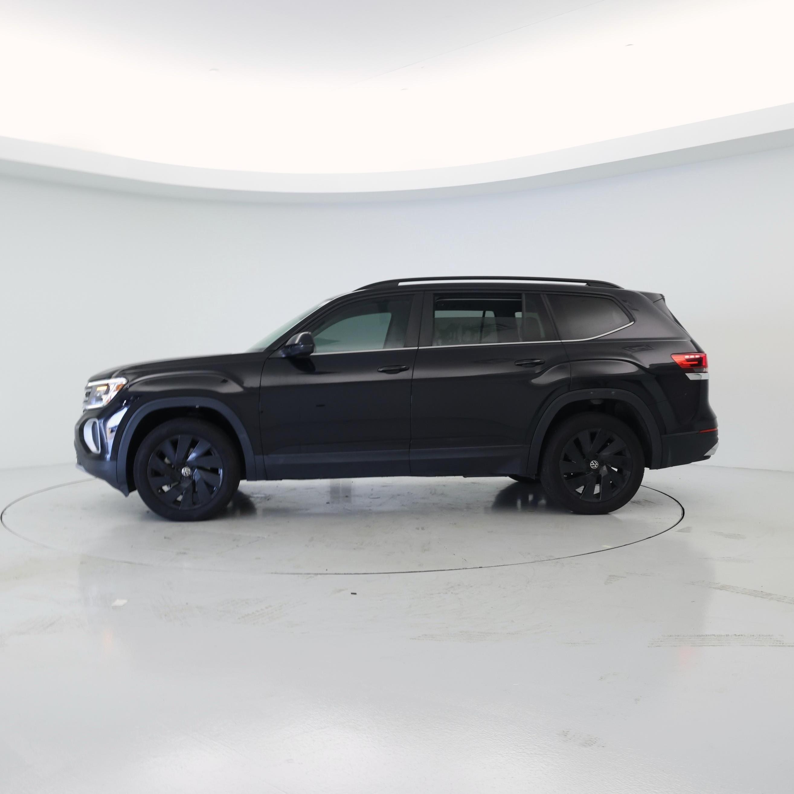 Thumbnail: 2025 Volkswagen Atlas - 3