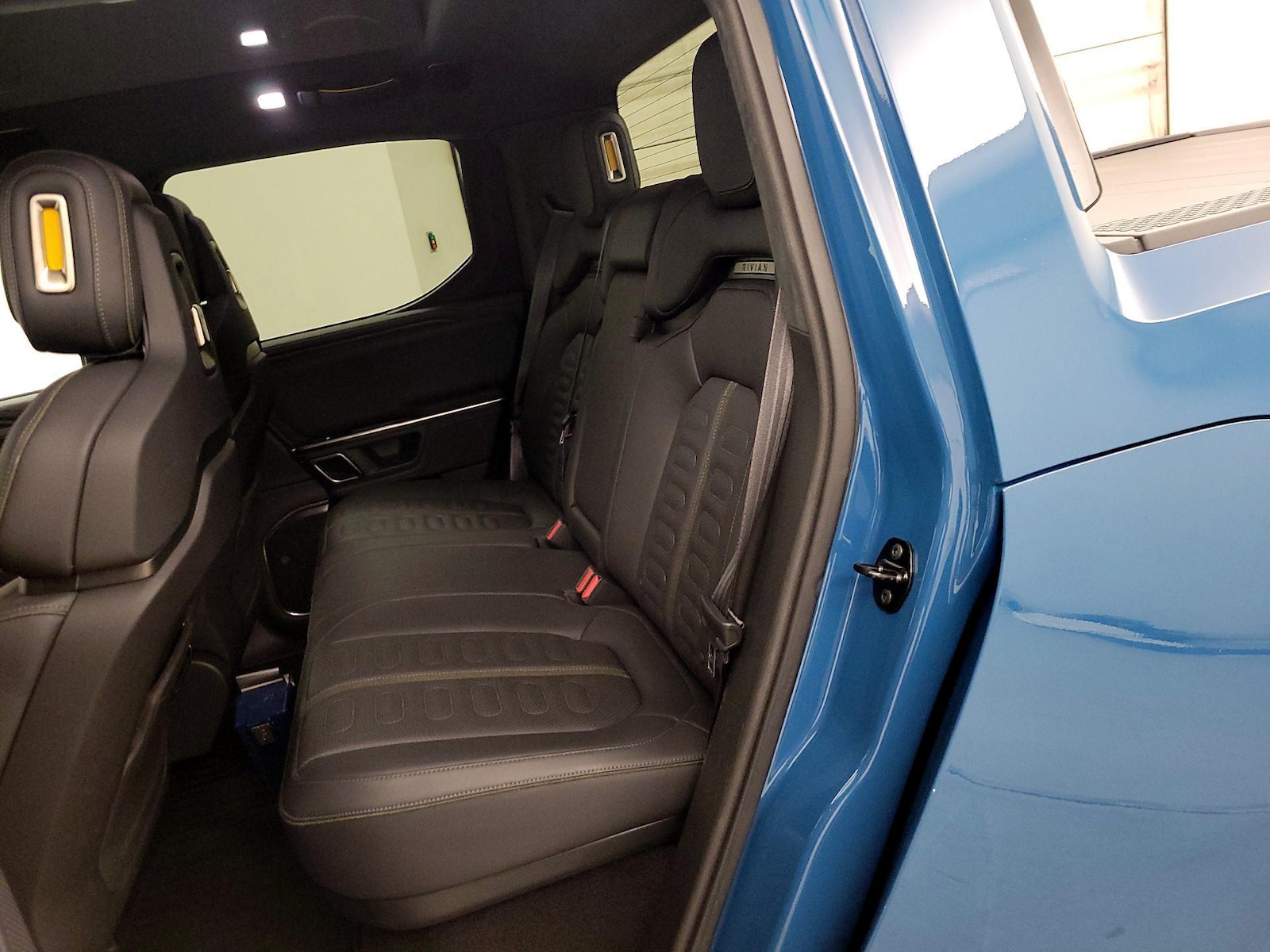 2023 Rivian R1T Adventure - Photo 20