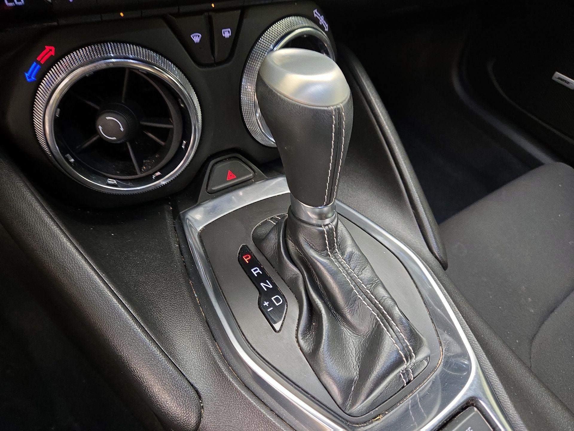 Thumbnail: 2018 Chevrolet Camaro - 16