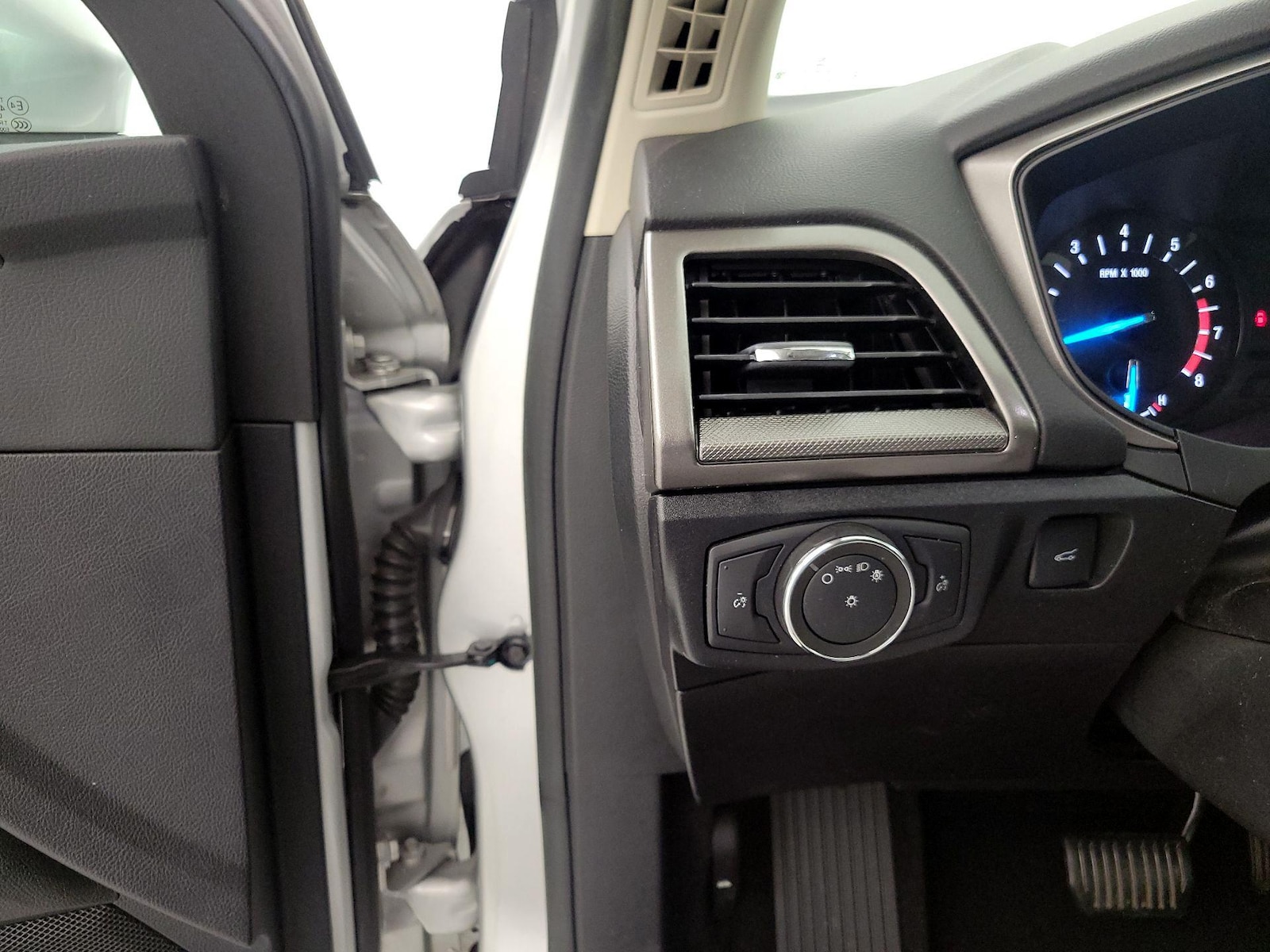2018 Ford Fusion S - Photo 14