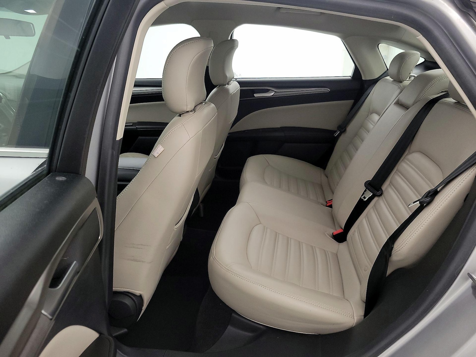 2018 Ford Fusion S - Photo 20