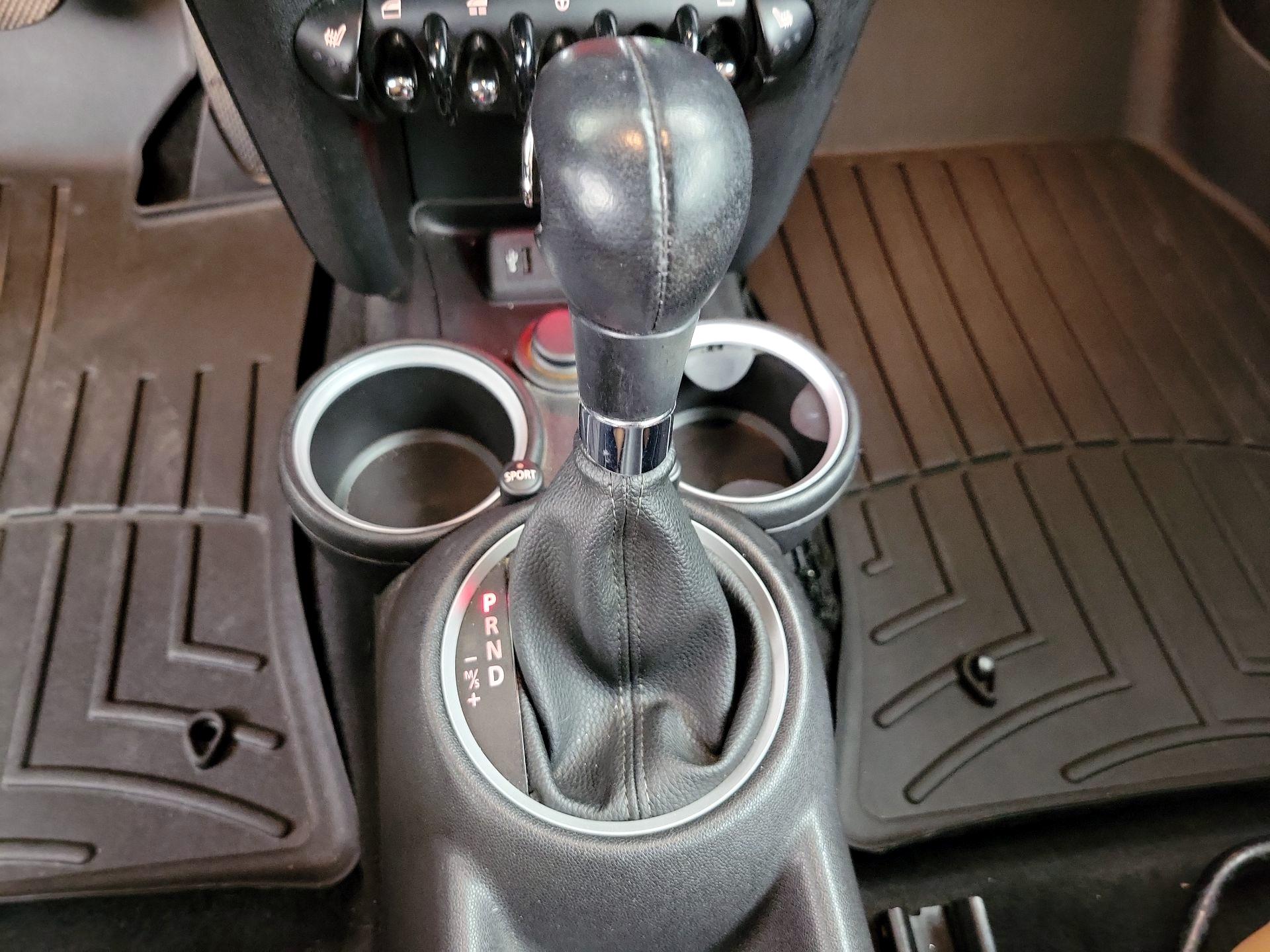 Thumbnail: 2015 MINI Cooper - 15