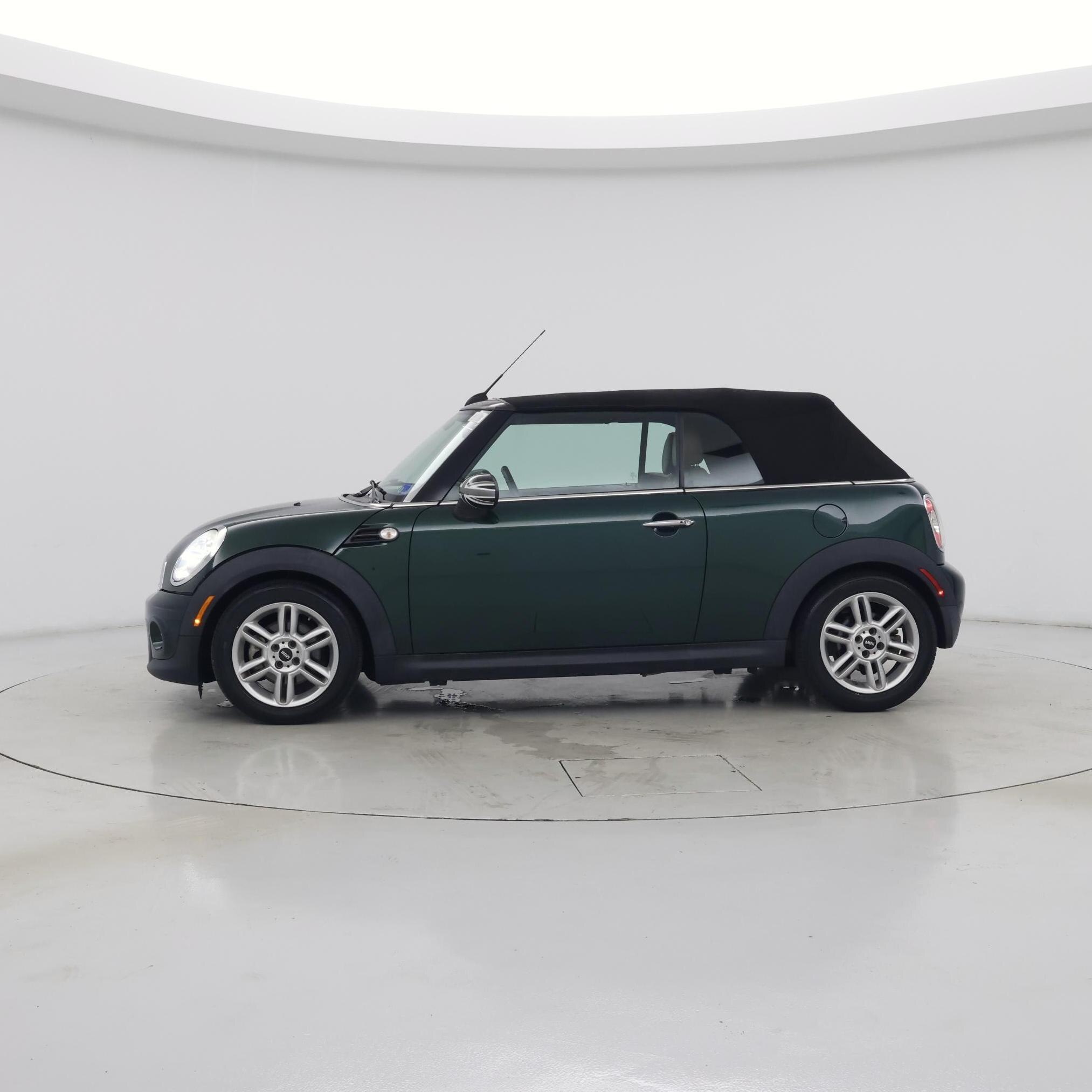 Thumbnail: 2015 MINI Cooper - 3