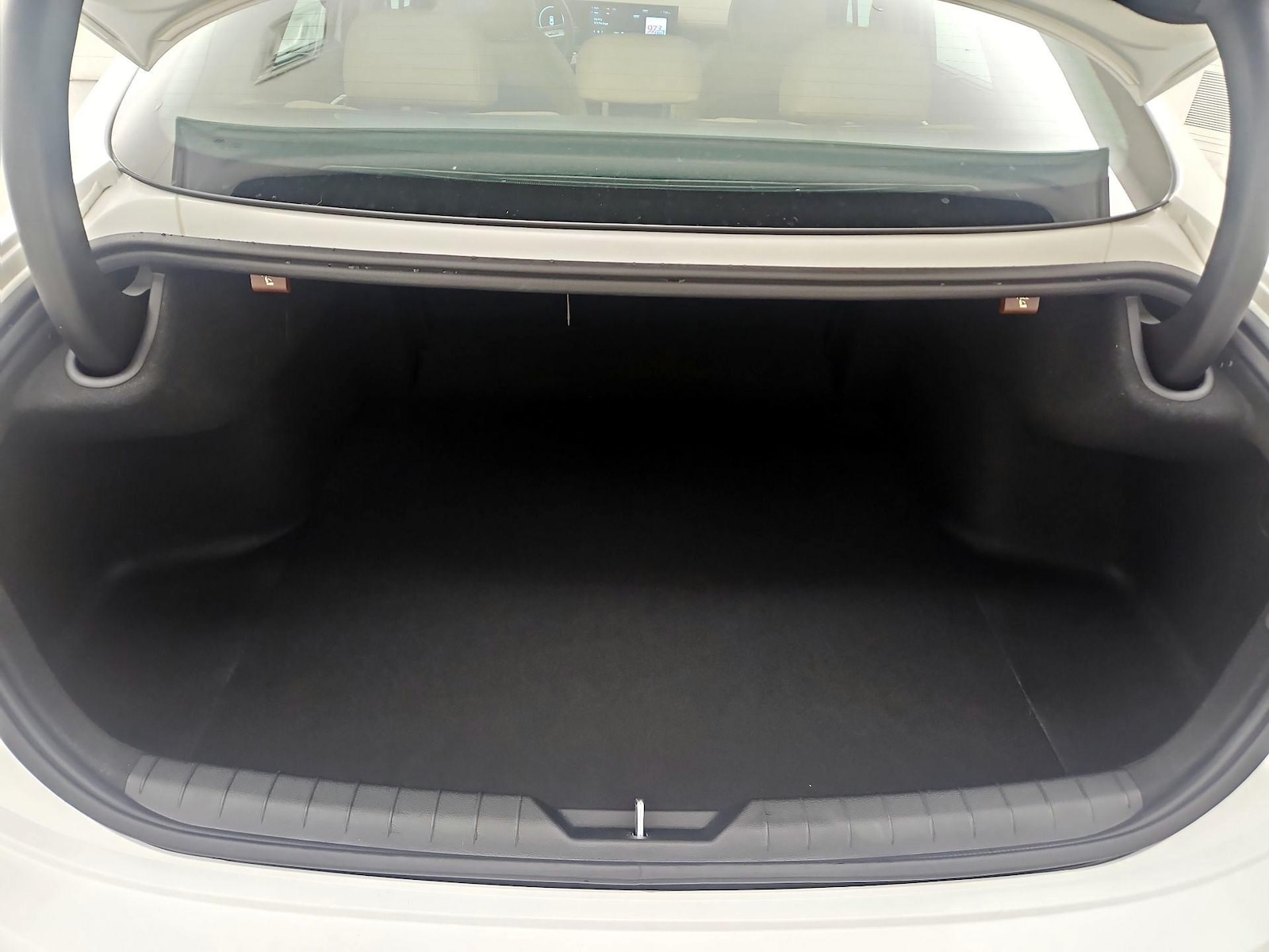 2025 Hyundai Sonata Hybrid Limited - Photo 23
