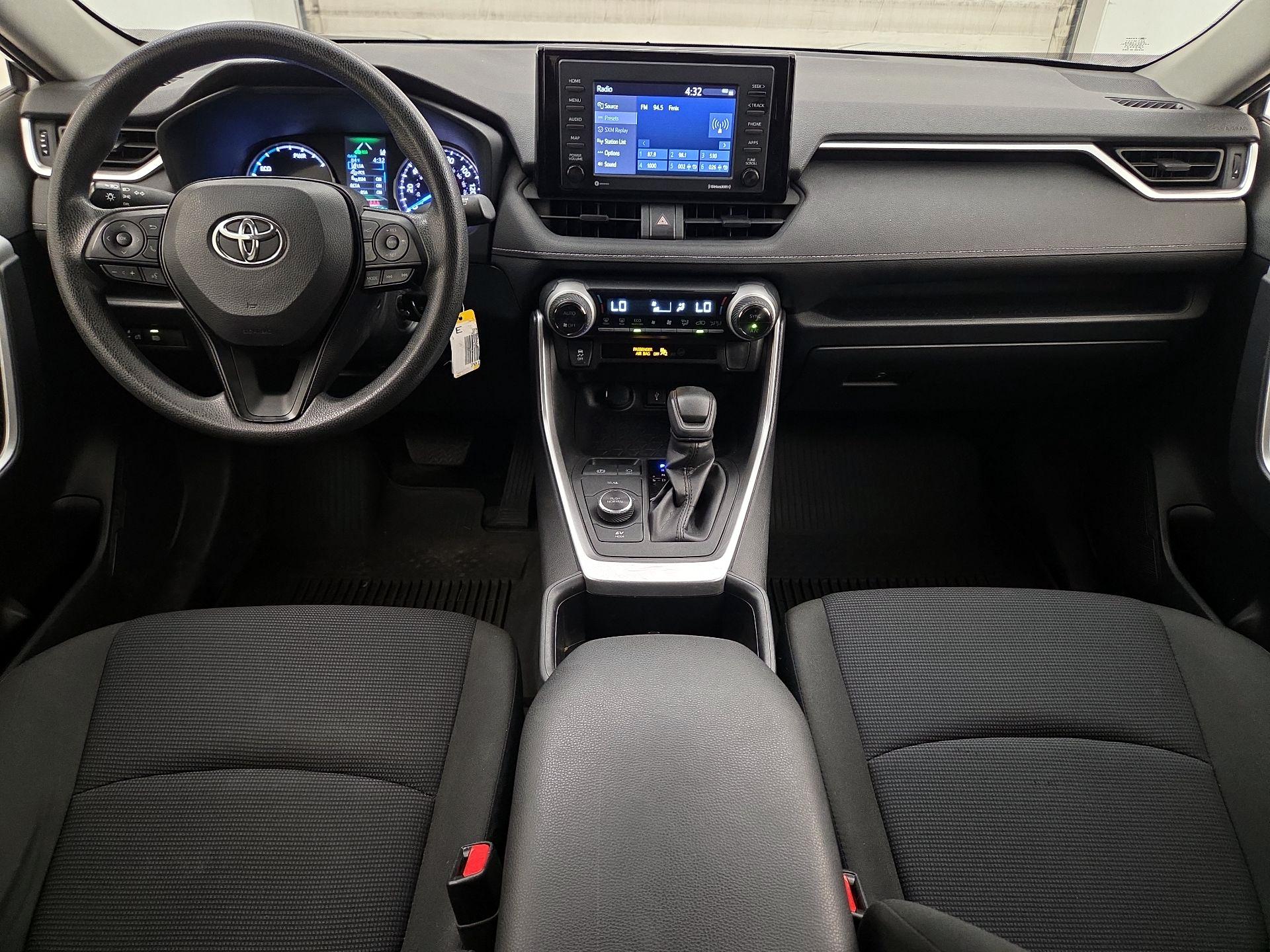 Thumbnail: 2022 Toyota RAV4 - 9