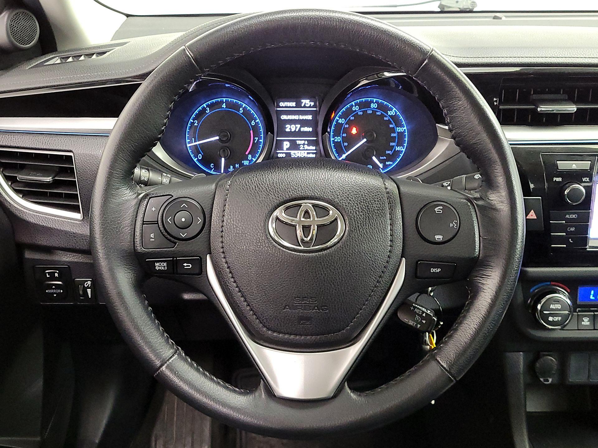 Thumbnail: 2016 Toyota Corolla - 10