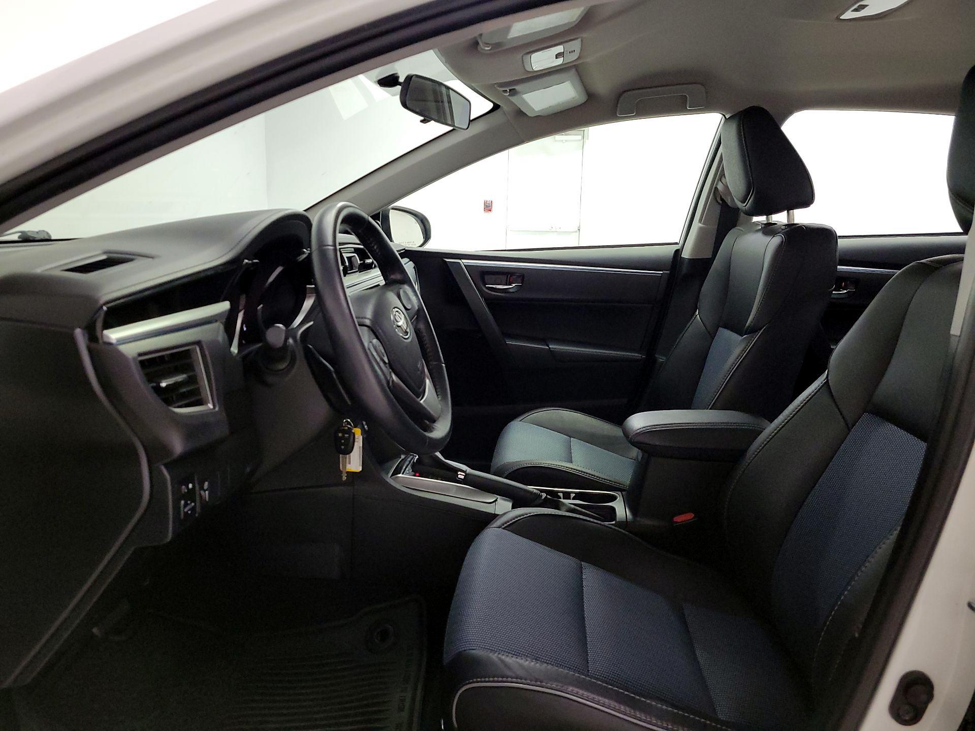 Thumbnail: 2016 Toyota Corolla - 11