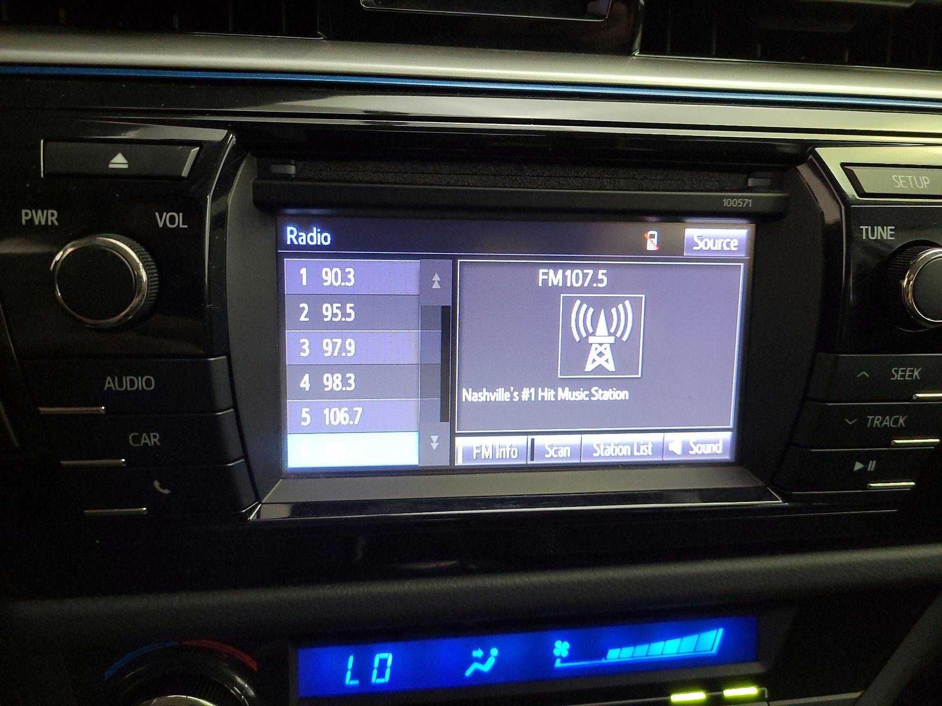 Thumbnail: 2016 Toyota Corolla - 15
