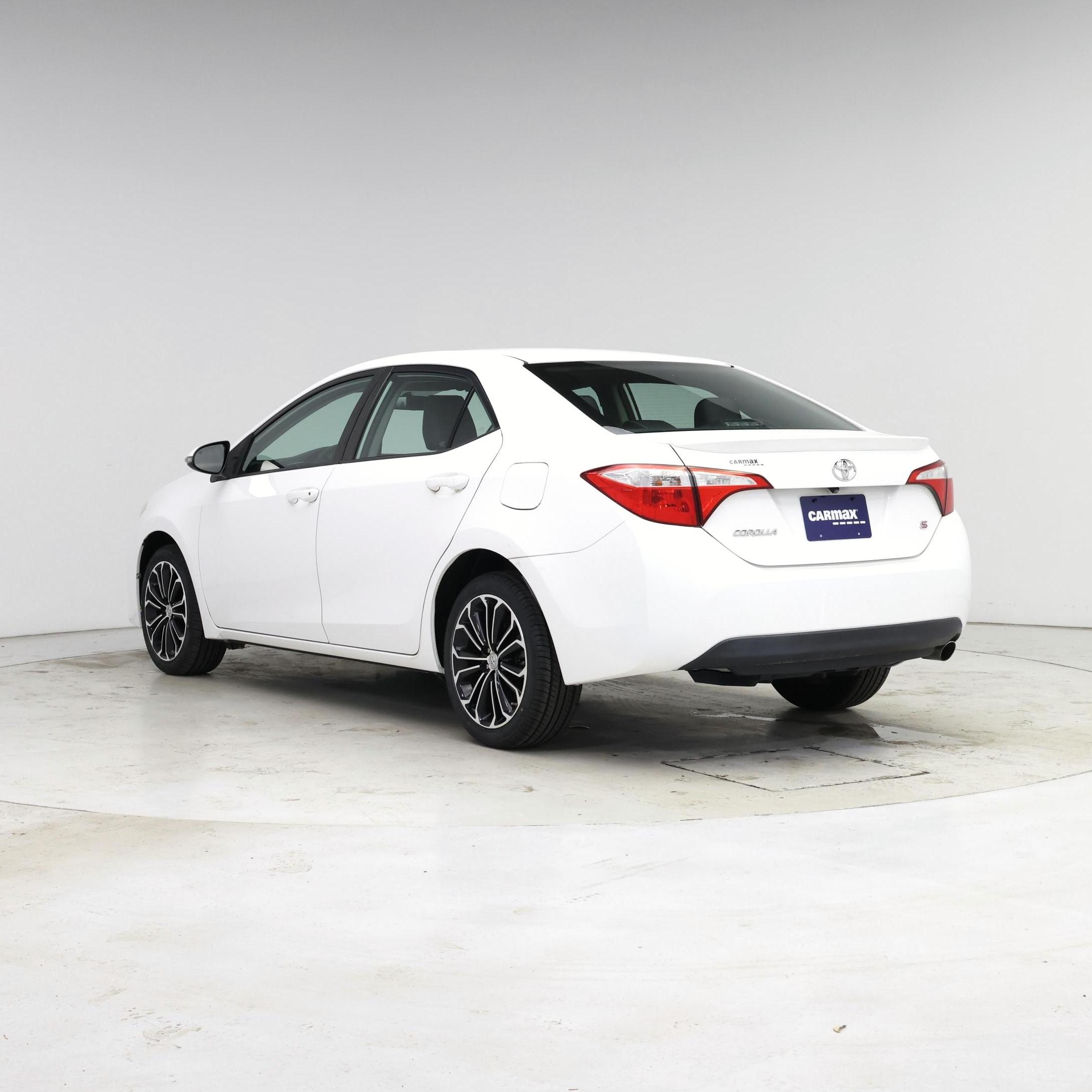 Thumbnail: 2016 Toyota Corolla - 2