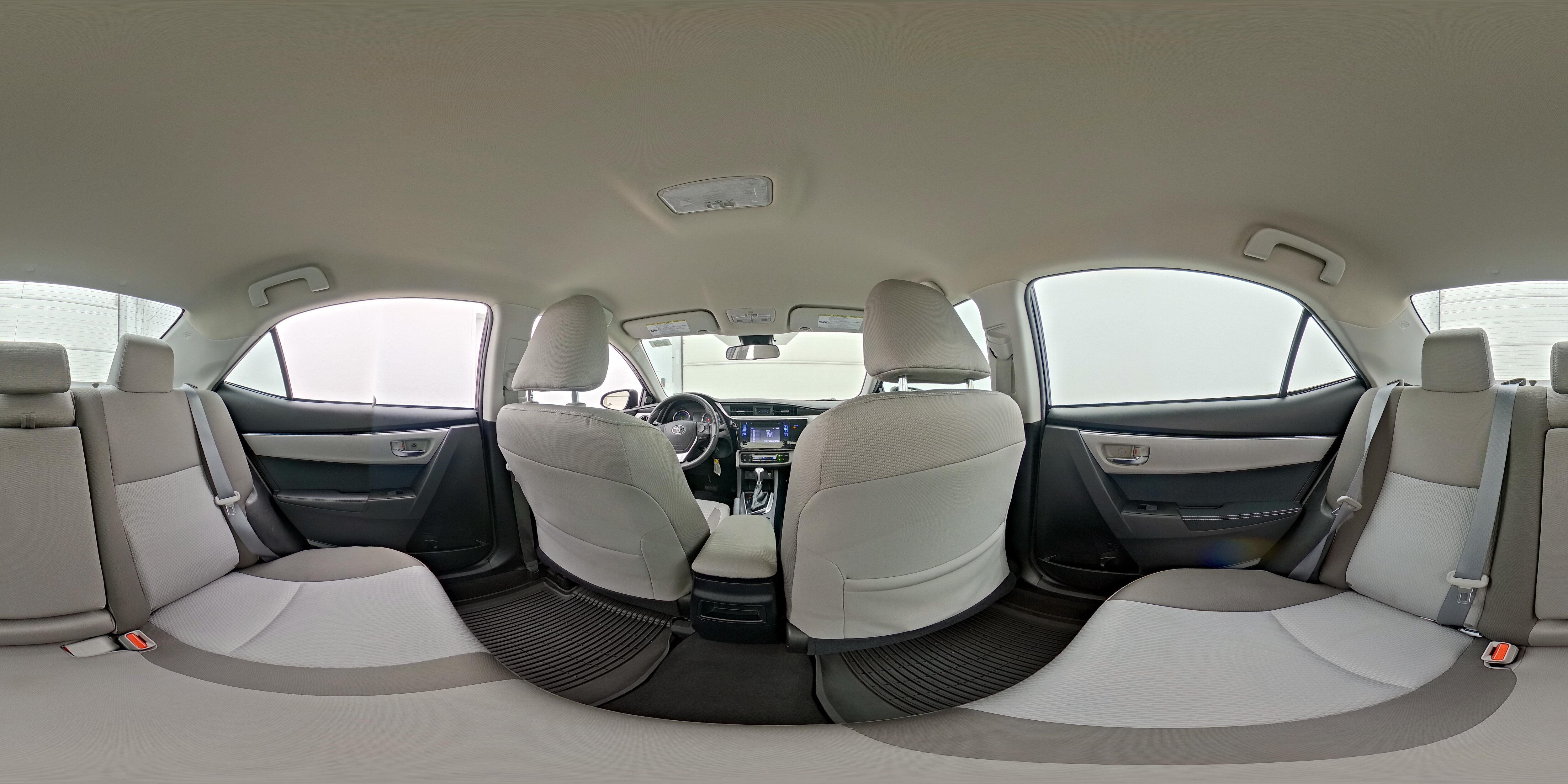 2018 Toyota Corolla LE - Photo 25