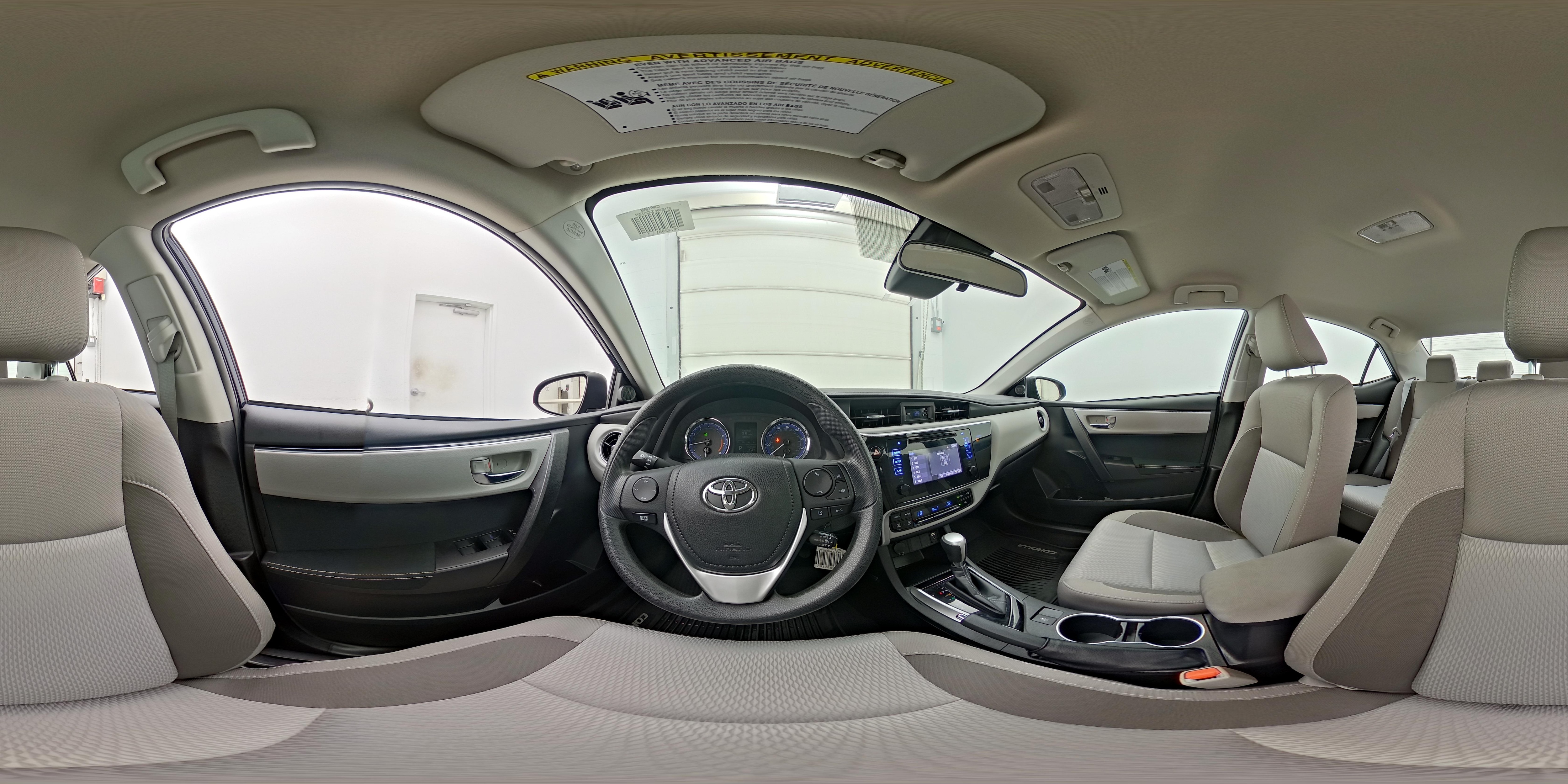 2018 Toyota Corolla LE - Photo 26