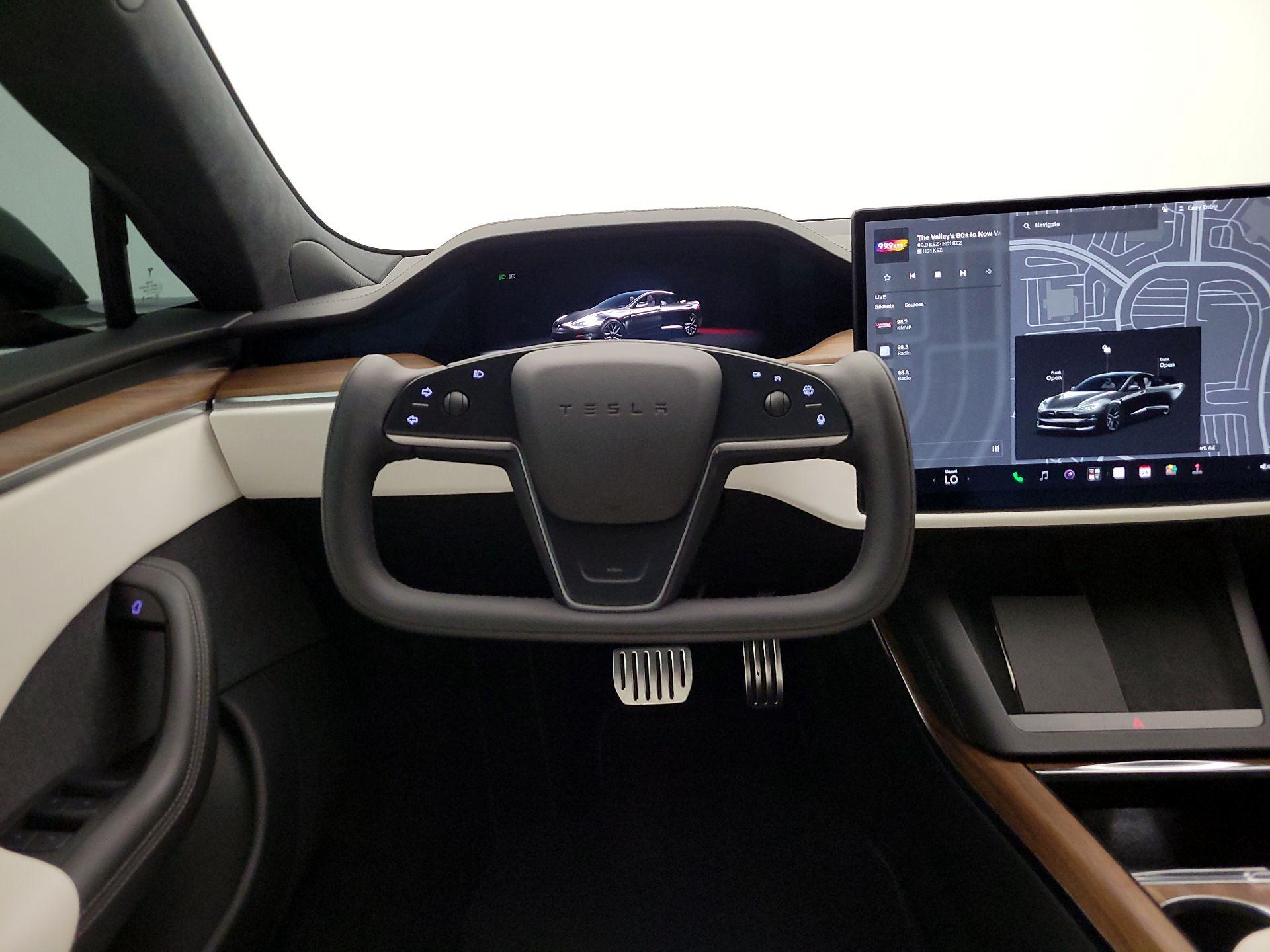 Thumbnail: 2021 Tesla Model S - 10