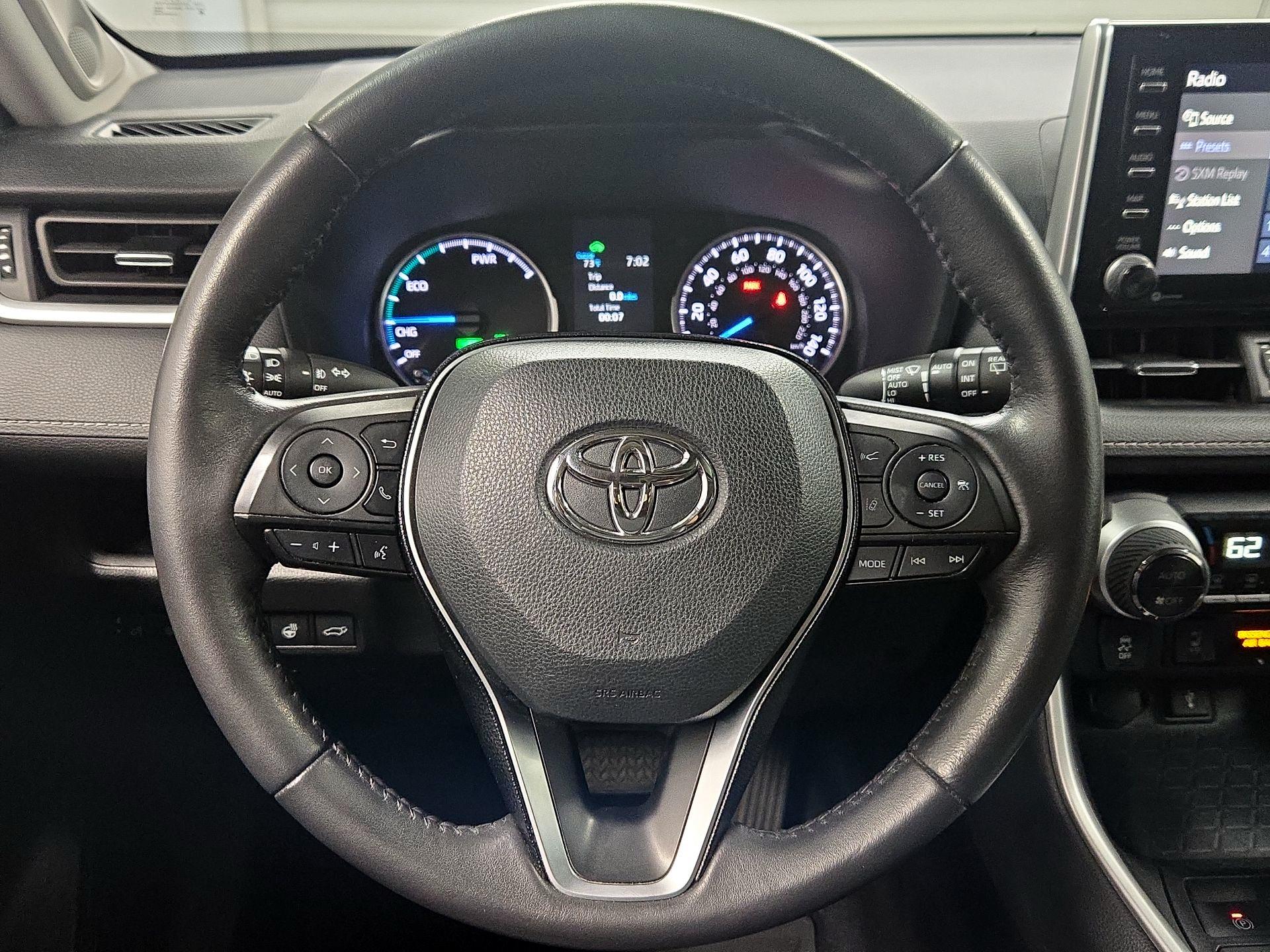 Thumbnail: 2021 Toyota RAV4 - 10