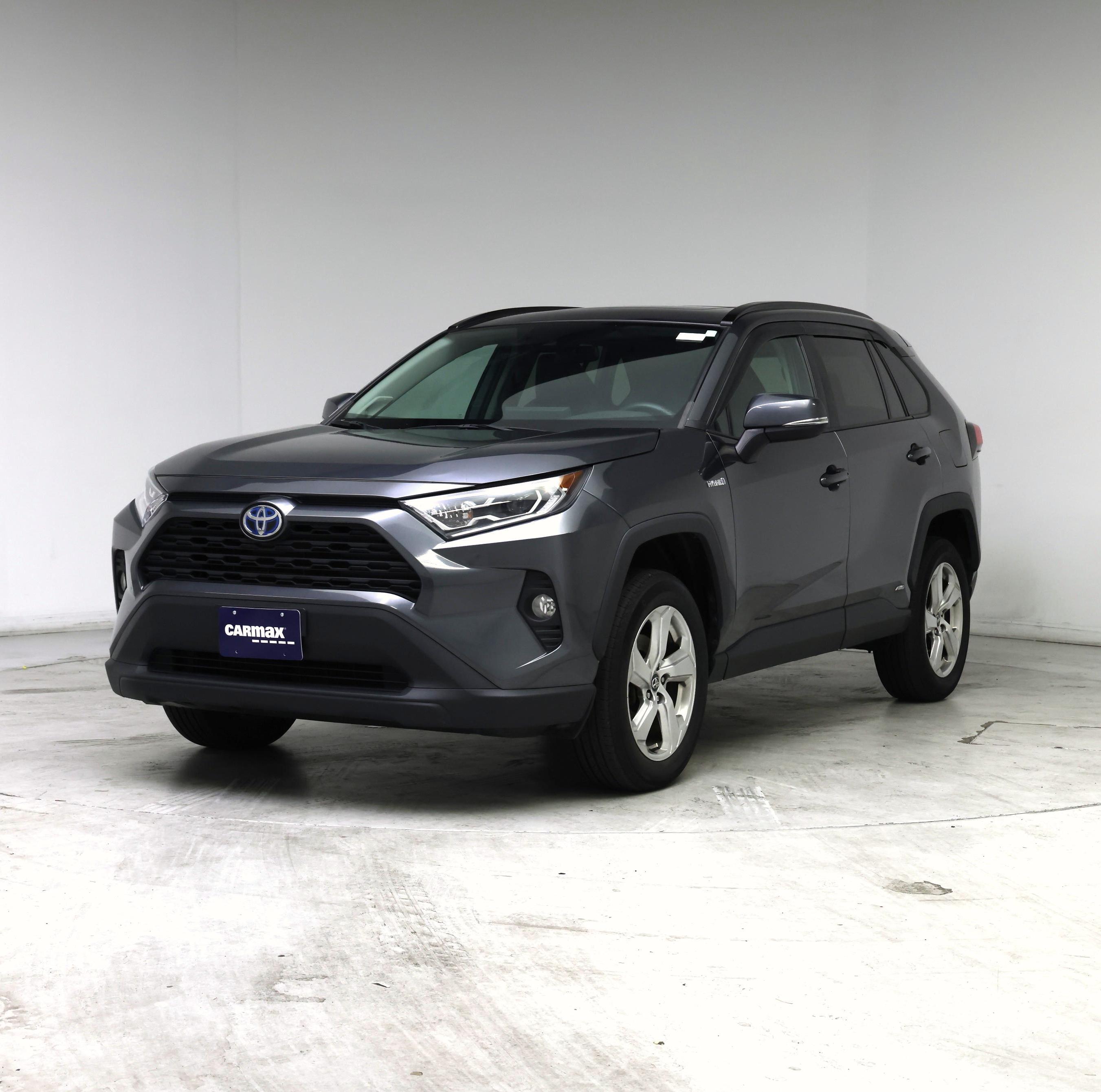 Thumbnail: 2021 Toyota RAV4 - 4
