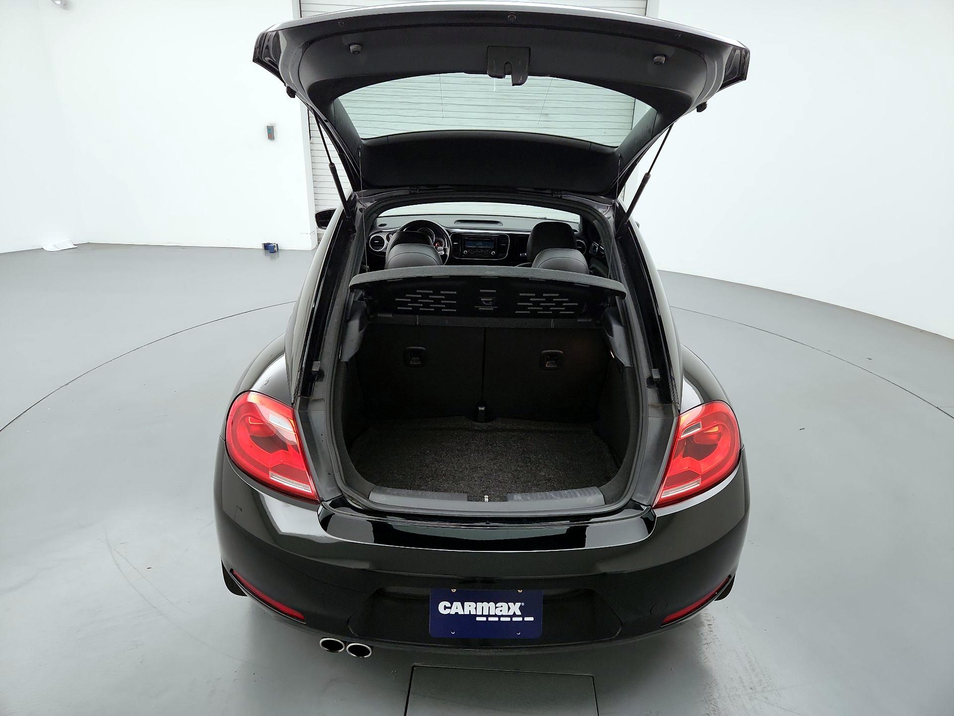 Thumbnail: 2014 Volkswagen Beetle - 18
