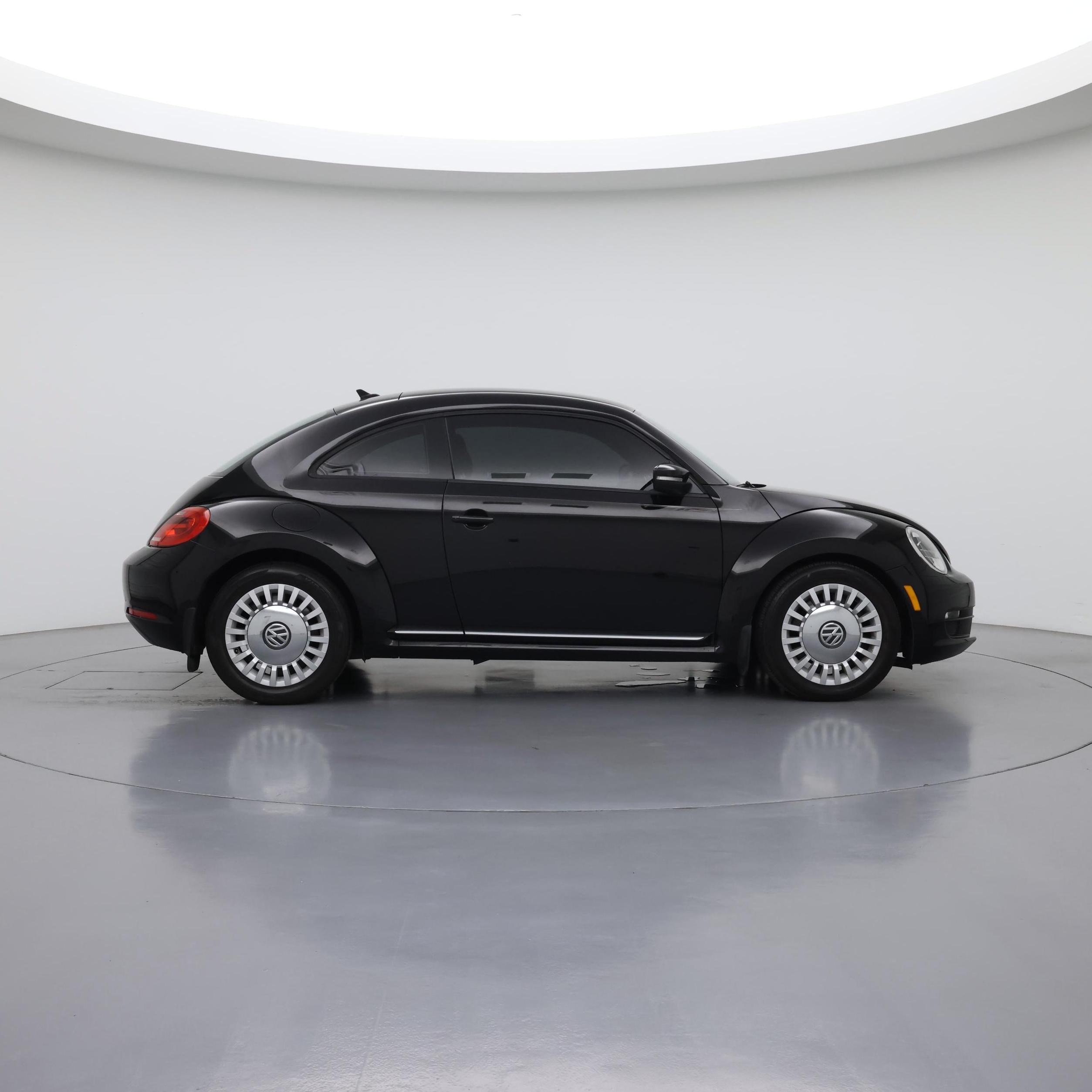 Thumbnail: 2014 Volkswagen Beetle - 7