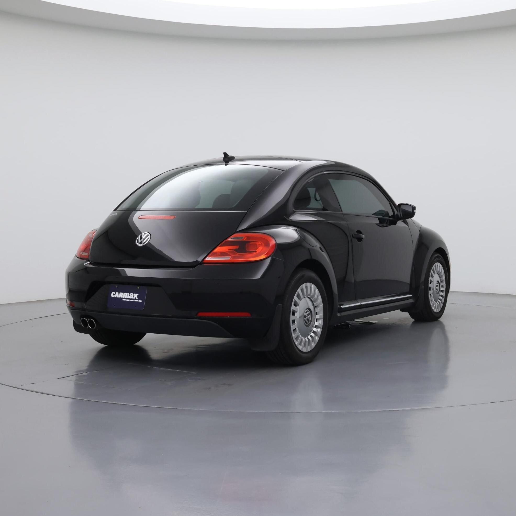 Thumbnail: 2014 Volkswagen Beetle - 8