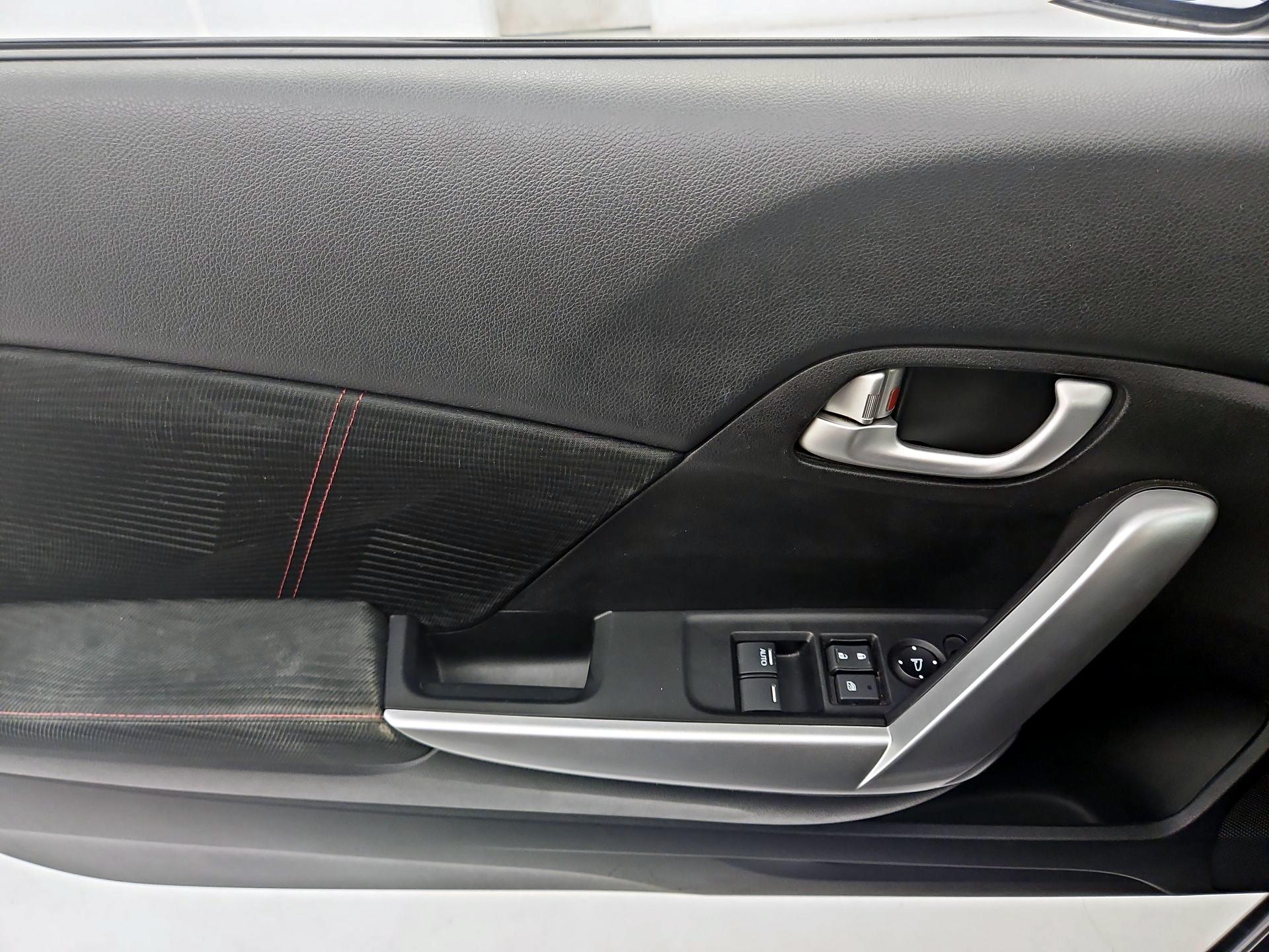 Thumbnail: 2015 Honda Civic - 12
