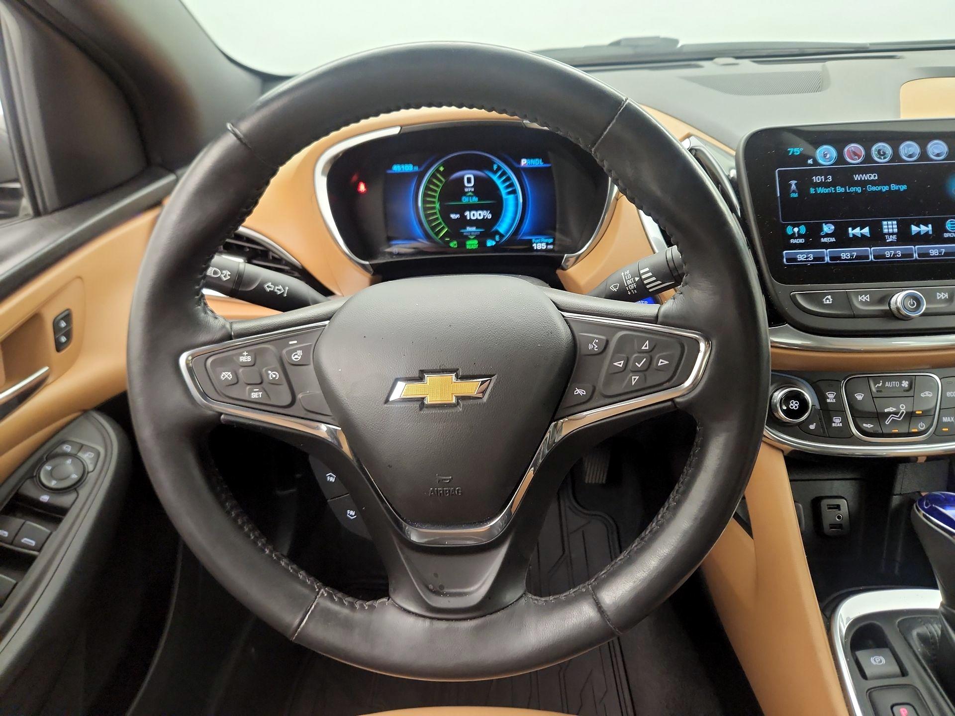 Thumbnail: 2017 Chevrolet Volt - 10
