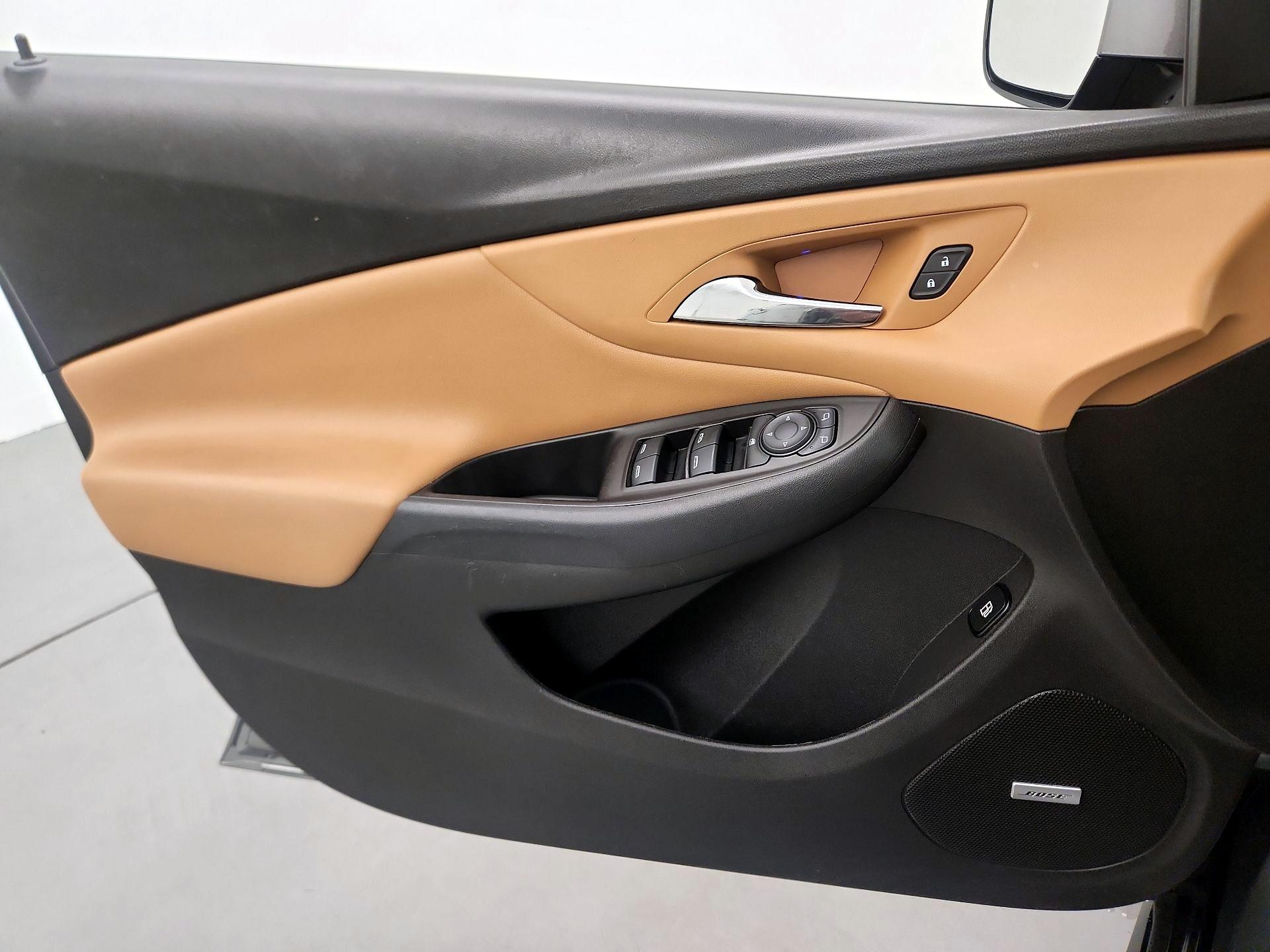 Thumbnail: 2017 Chevrolet Volt - 12