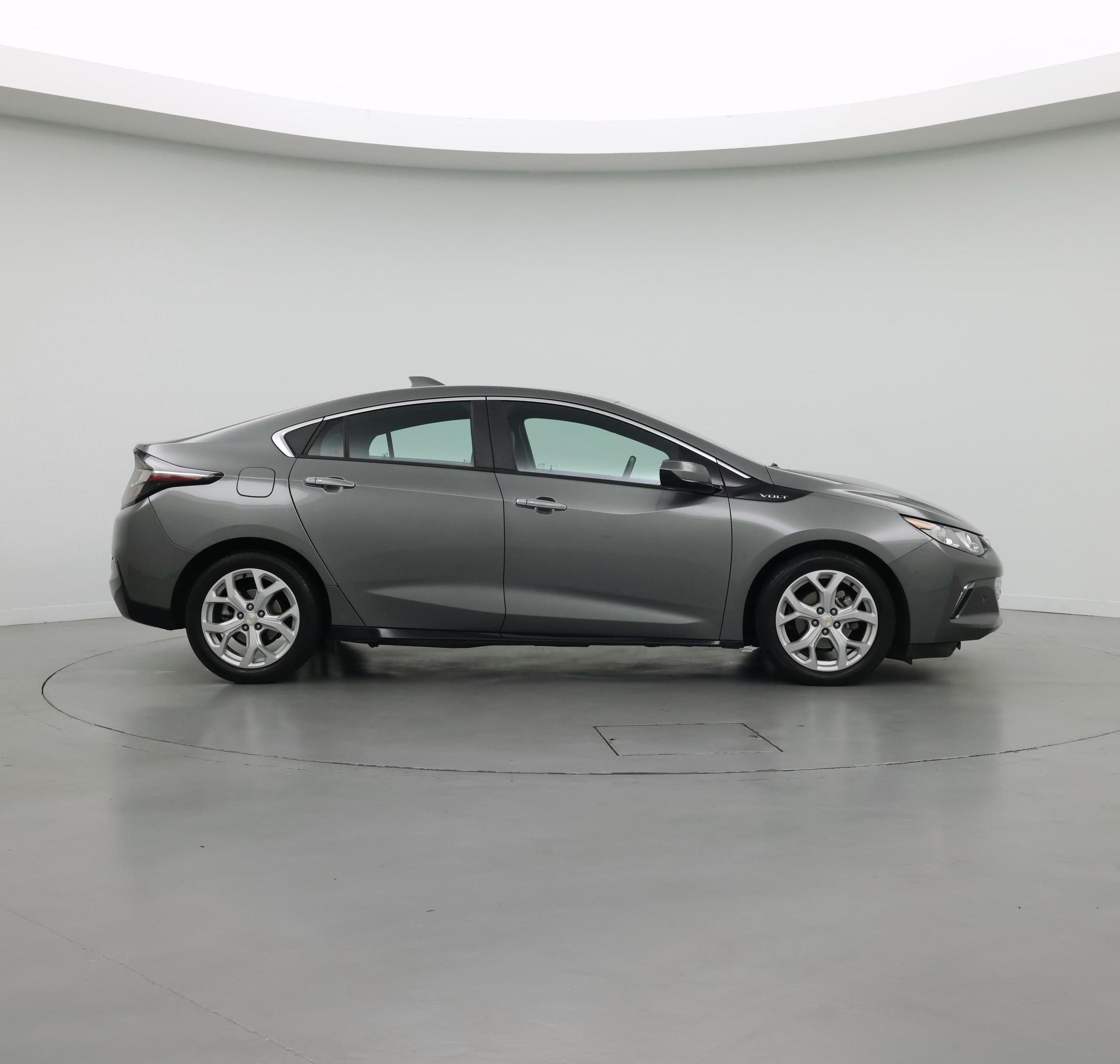 Thumbnail: 2017 Chevrolet Volt - 7