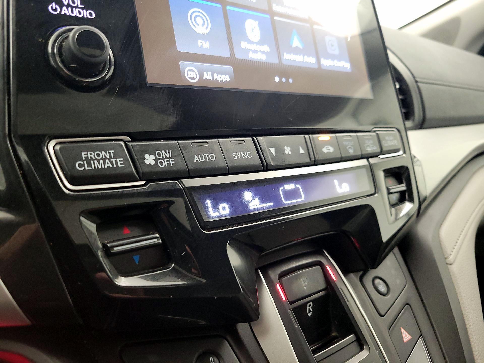 Thumbnail: 2019 Honda Odyssey - 17