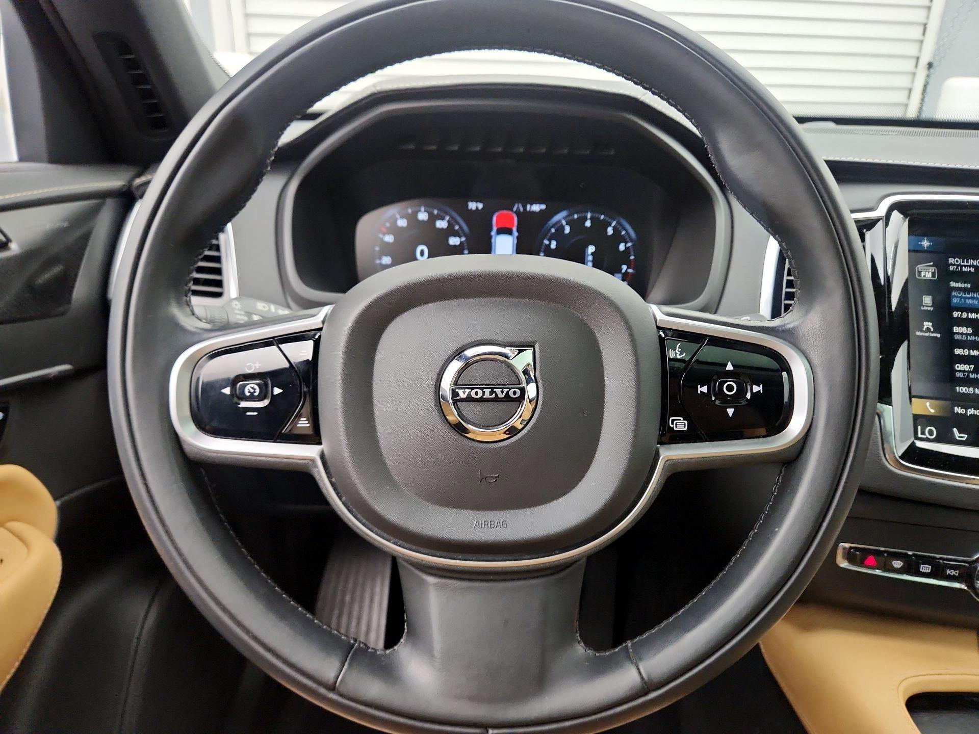 Thumbnail: 2021 Volvo XC90 - 10