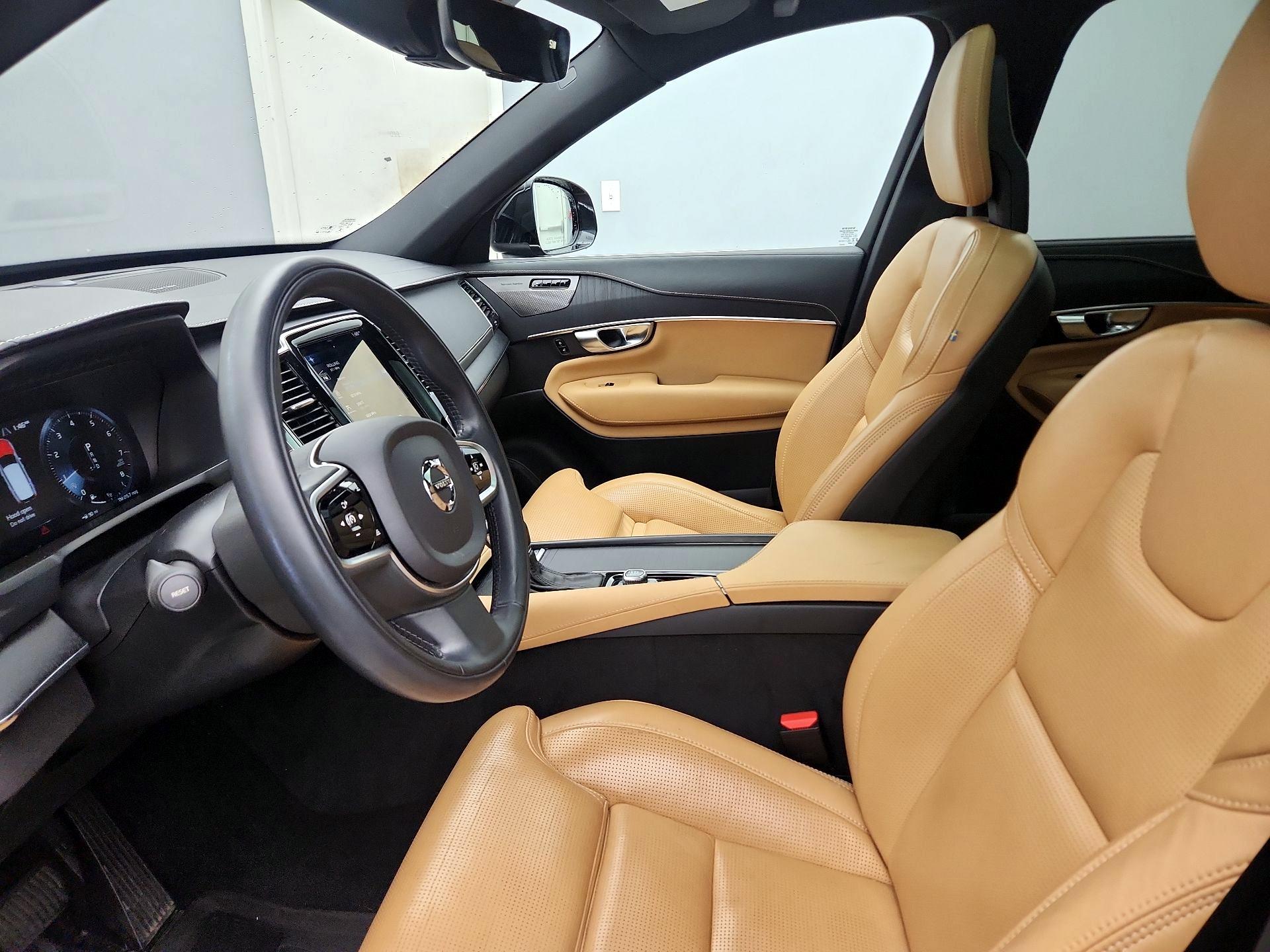 Thumbnail: 2021 Volvo XC90 - 11