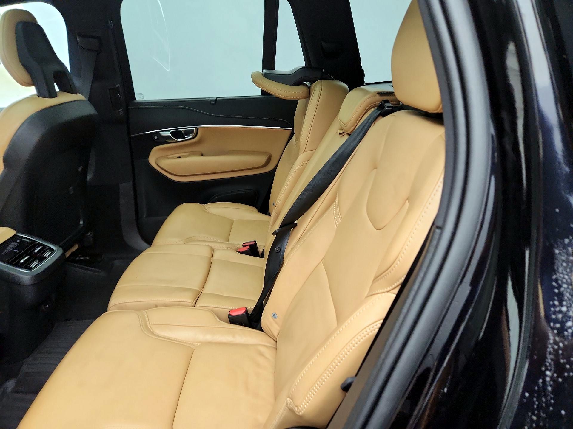 Thumbnail: 2021 Volvo XC90 - 20