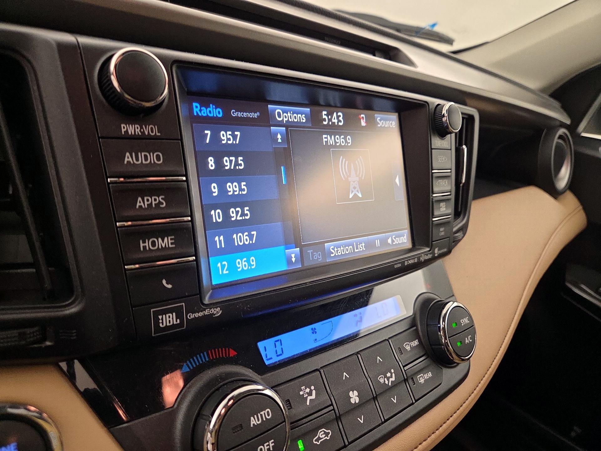 Thumbnail: 2016 Toyota RAV4 - 15