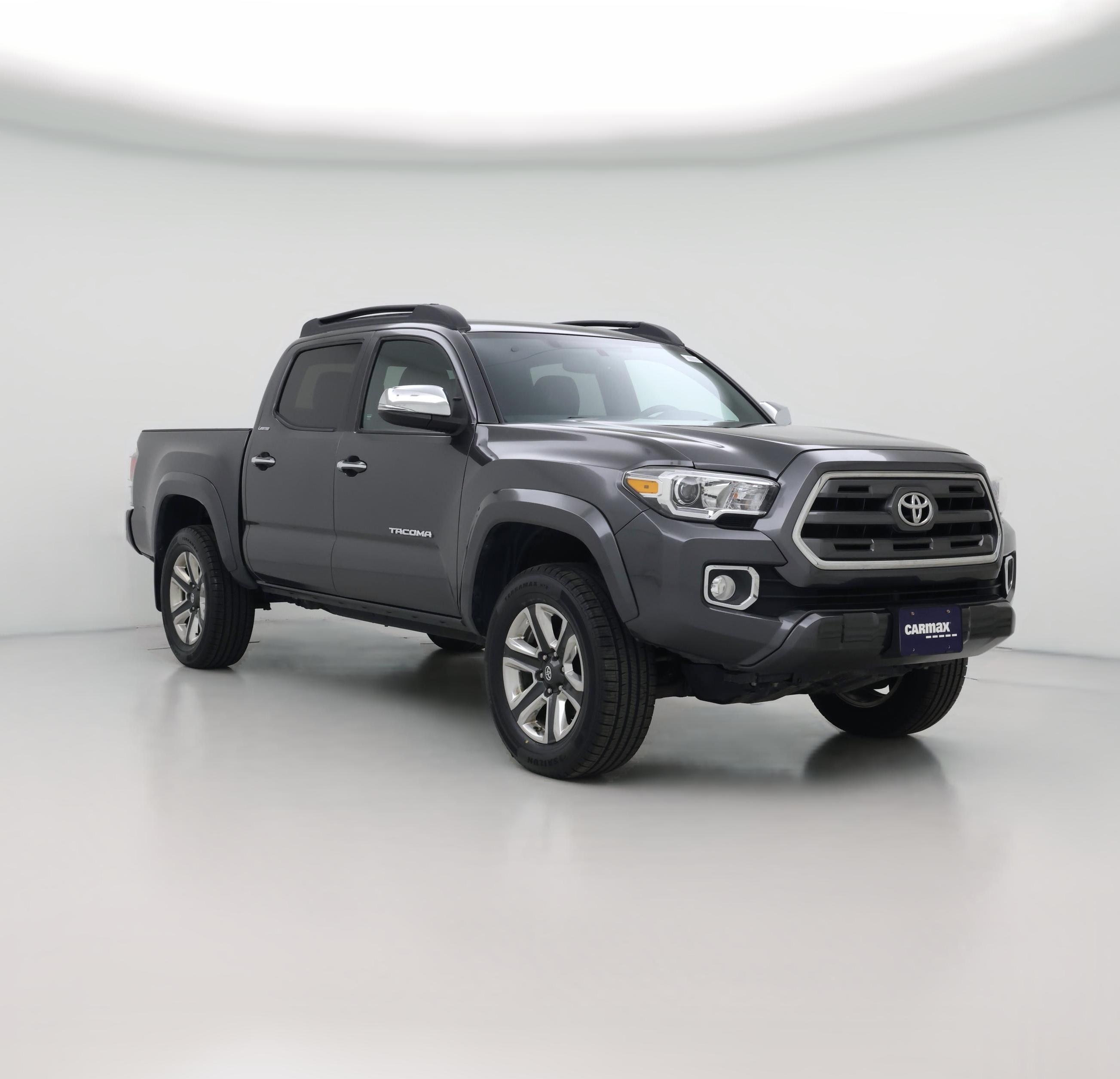 Thumbnail: 2017 Toyota Tacoma - 1