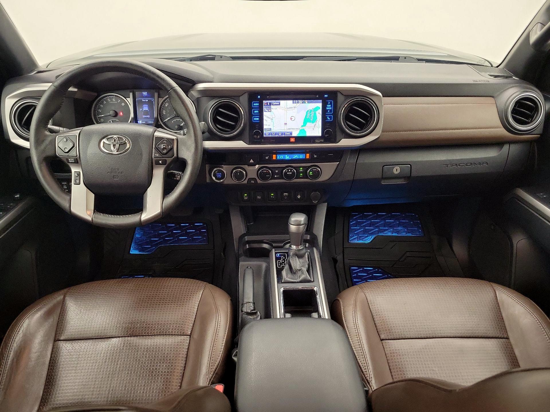 Thumbnail: 2017 Toyota Tacoma - 9