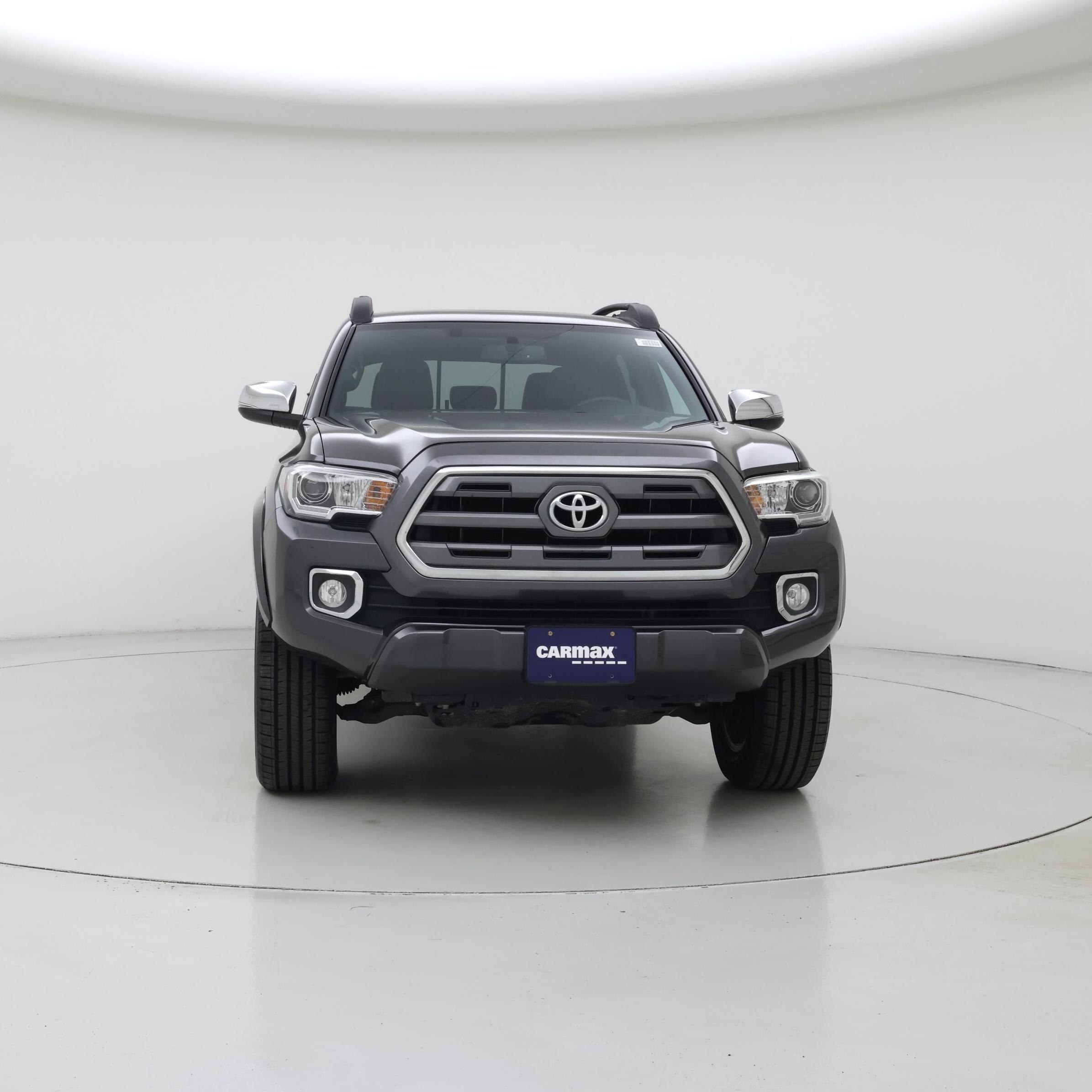 Thumbnail: 2017 Toyota Tacoma - 5
