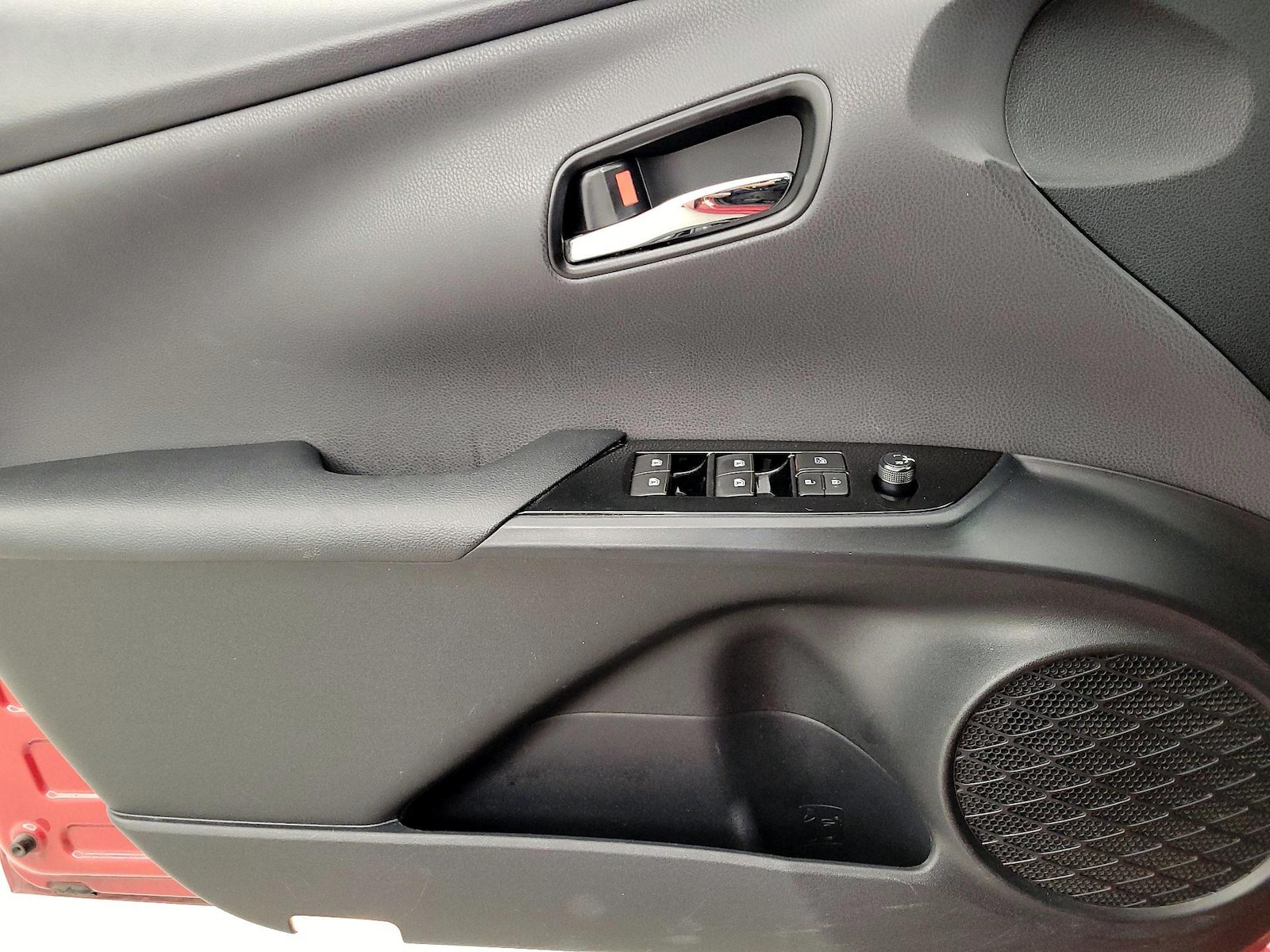 2017 Toyota Prius Prime Plus - Photo 13