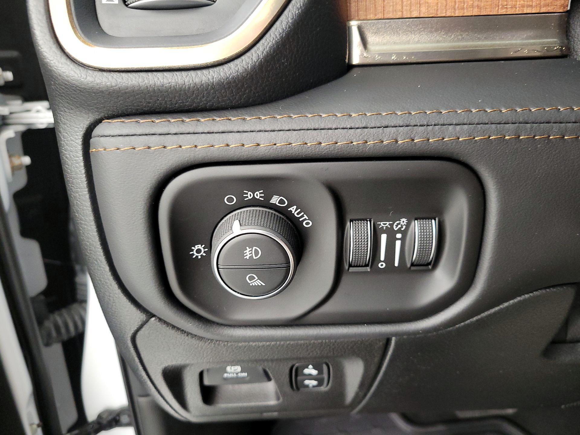 Thumbnail: 2022 RAM 1500 - 13