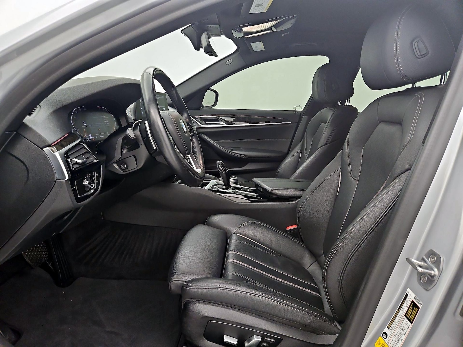 2020 BMW 5 Series 540i - Photo 12