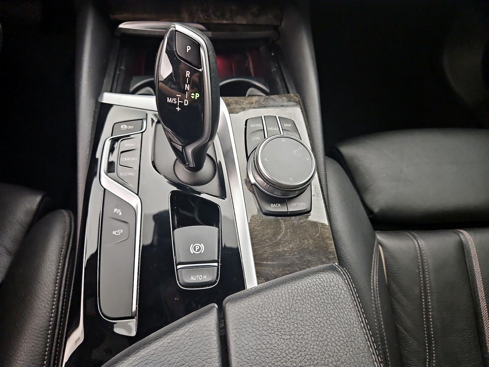 2020 BMW 5 Series 540i - Photo 19