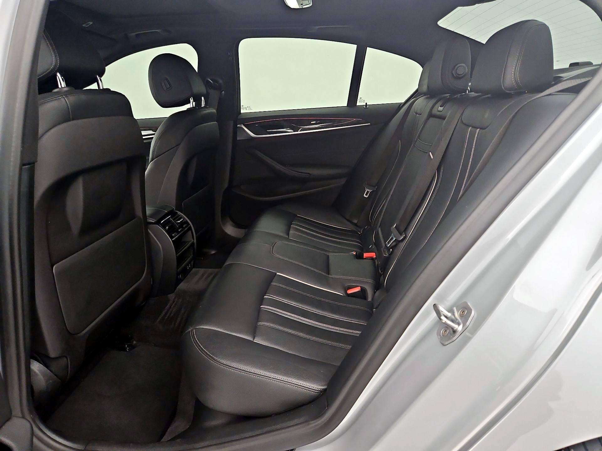 Thumbnail: 2020 BMW 5 Series - 20