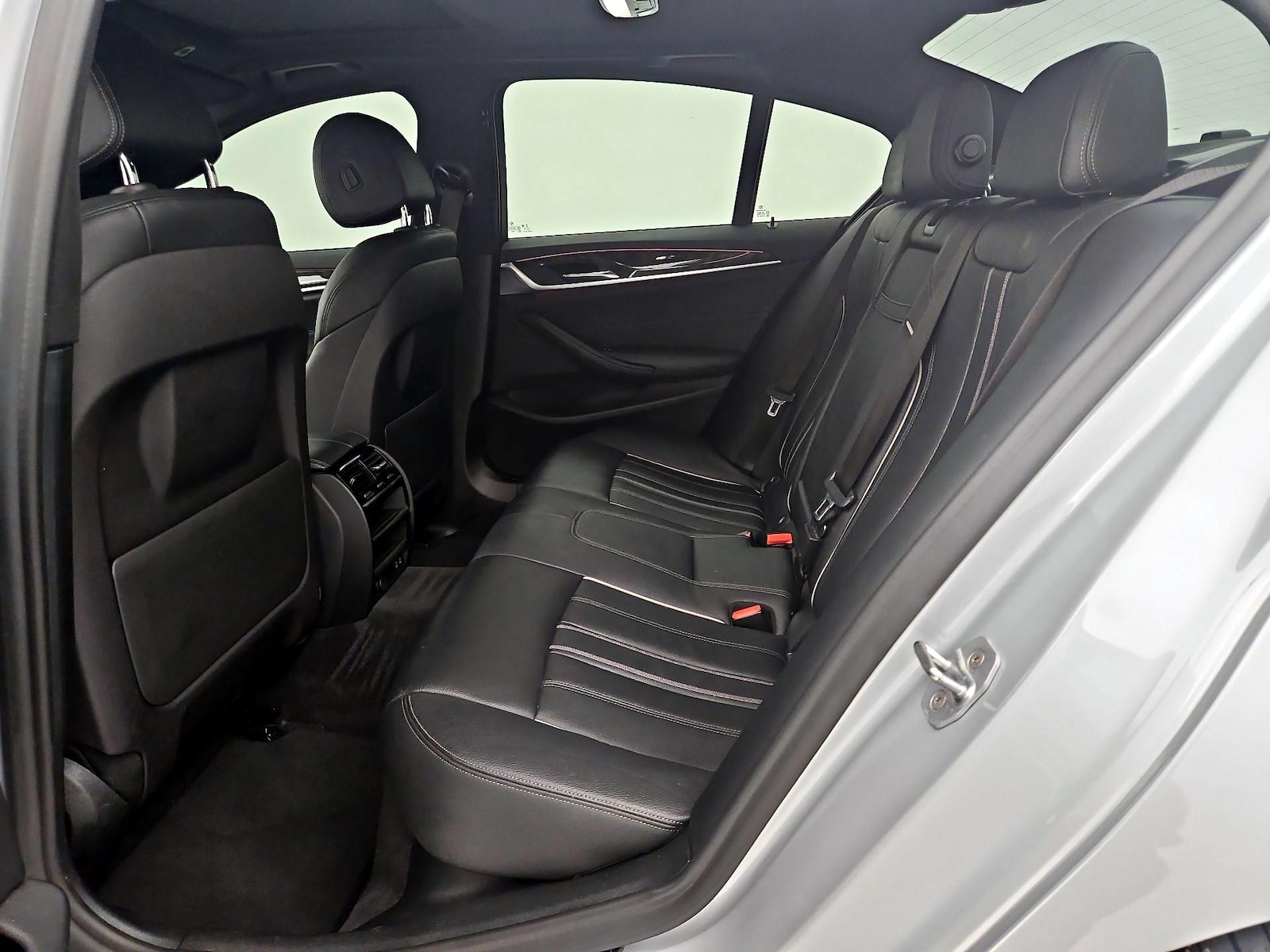 2020 BMW 5 Series 540i - Photo 21