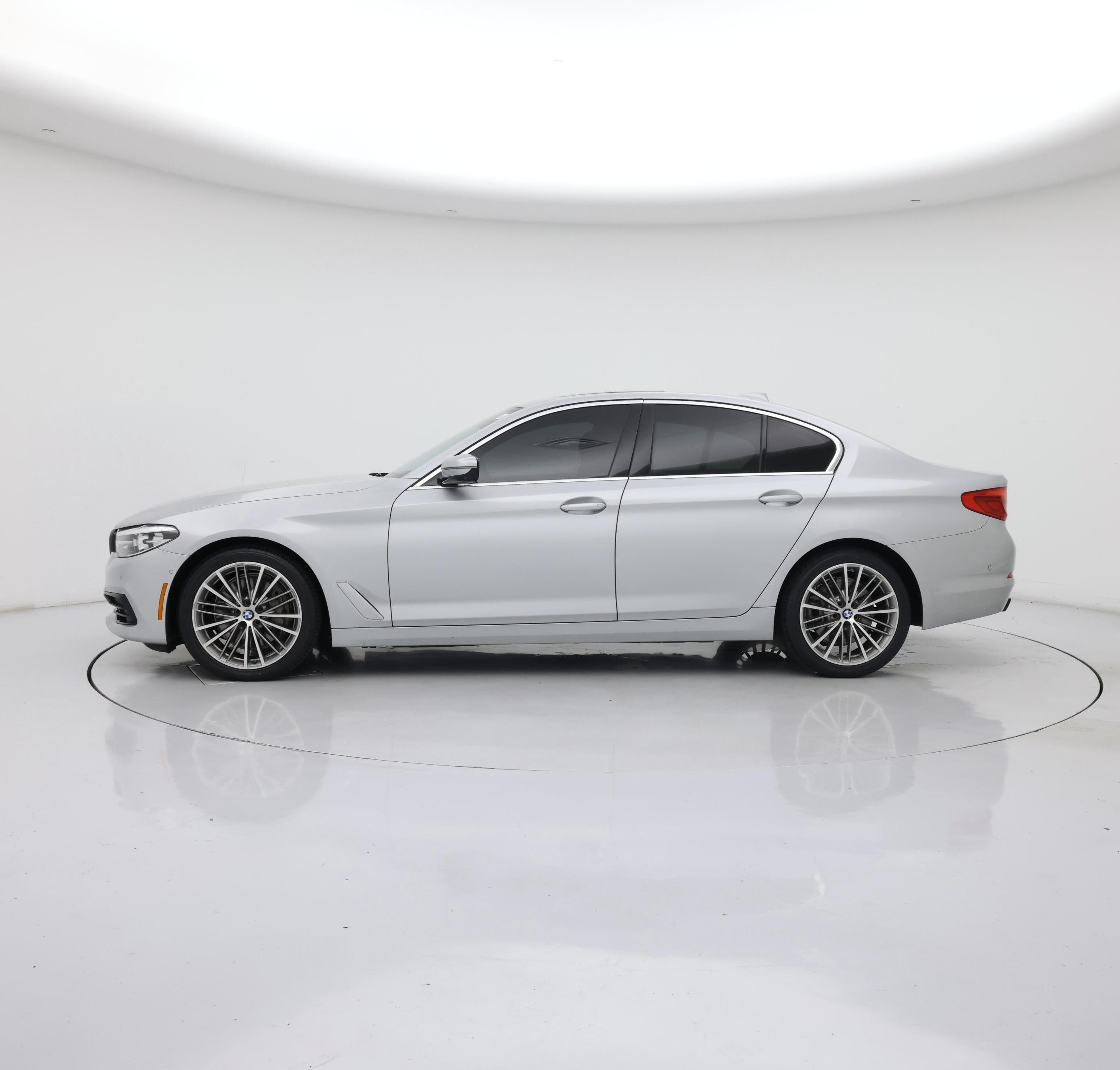 Thumbnail: 2020 BMW 5 Series - 3